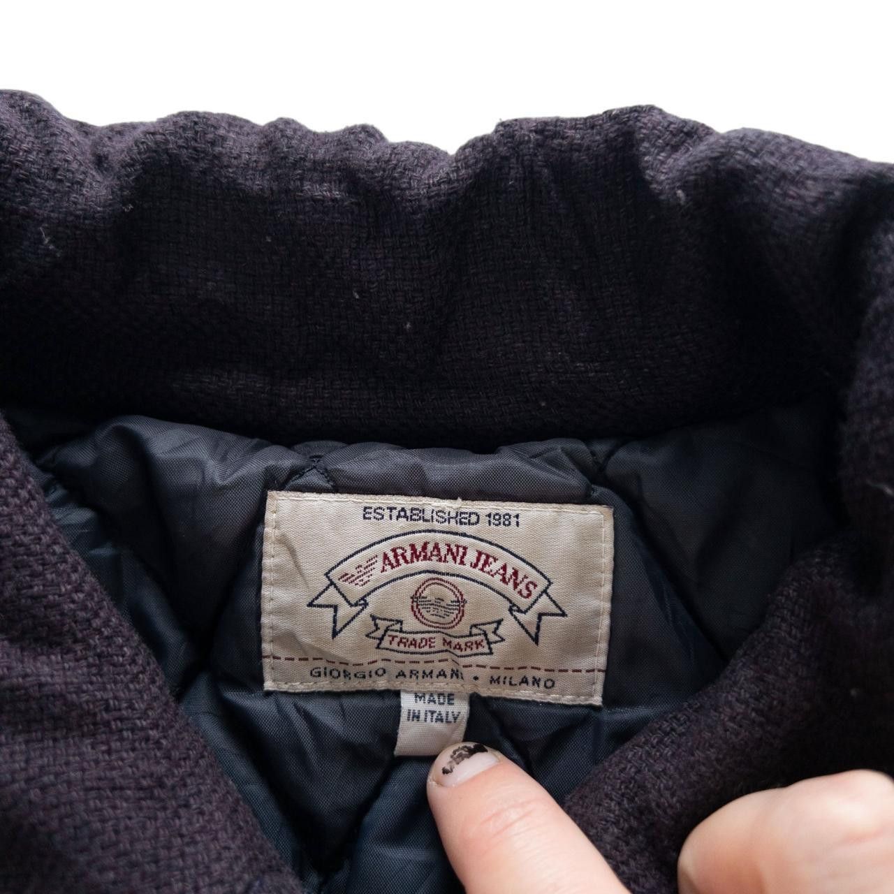 Armani Vintage Armani Jeans Padded Jacket Size L Size US L / EU 52-54 / 3 - 4 Thumbnail