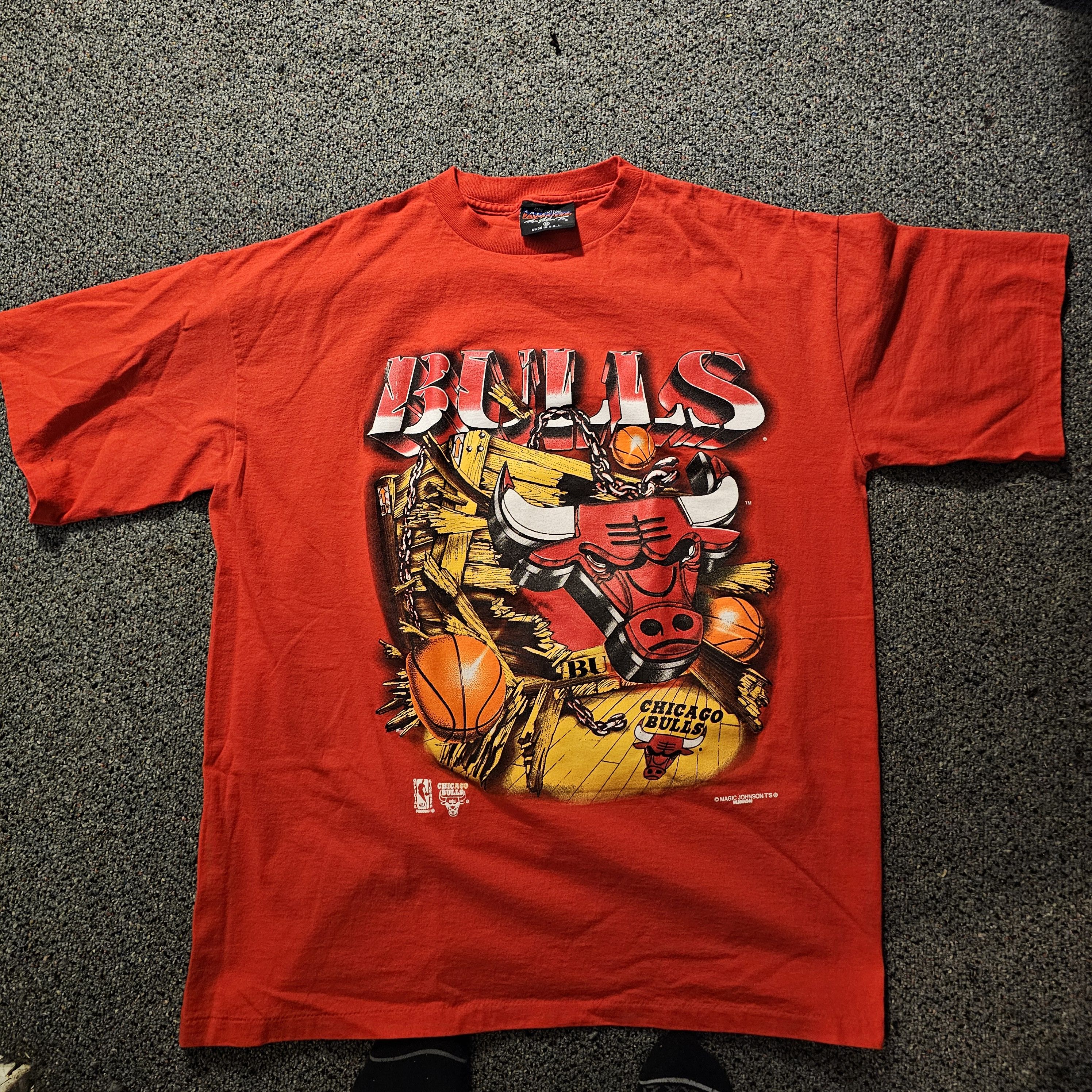 Other 1992 Magic Johnson Tees Chicago Bulls T Shirt Size XL Size US XL / EU 56 / 4 - 1 Thumbnail