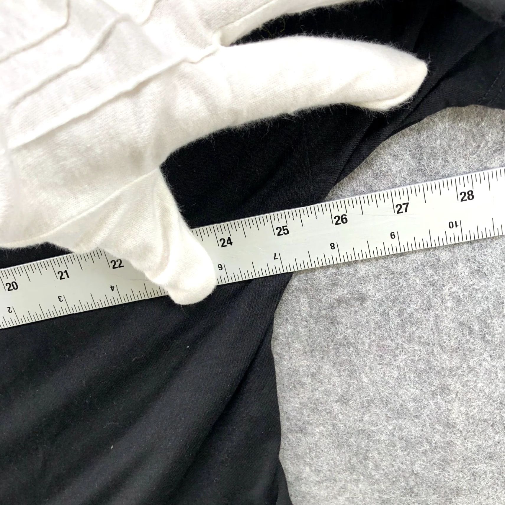 Old Navy Old Navy T-Shirt Cropped Womens LP Black Short Sleeve Crewneck Active Size L / US 10 / IT 46 - 8 Thumbnail