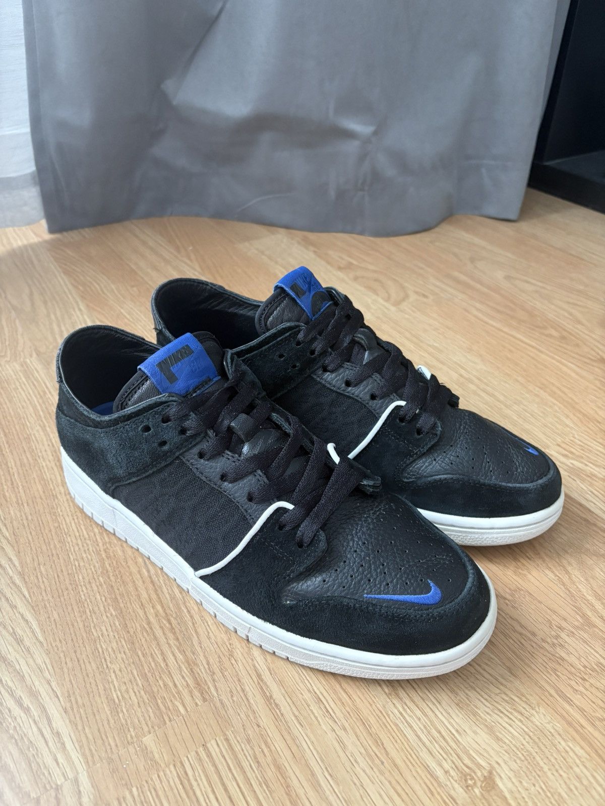 Nike × Soulland Nike SB Dunk Low Soulland FRI.day Part 02 Size US 10 / EU 43 - 1 Thumbnail