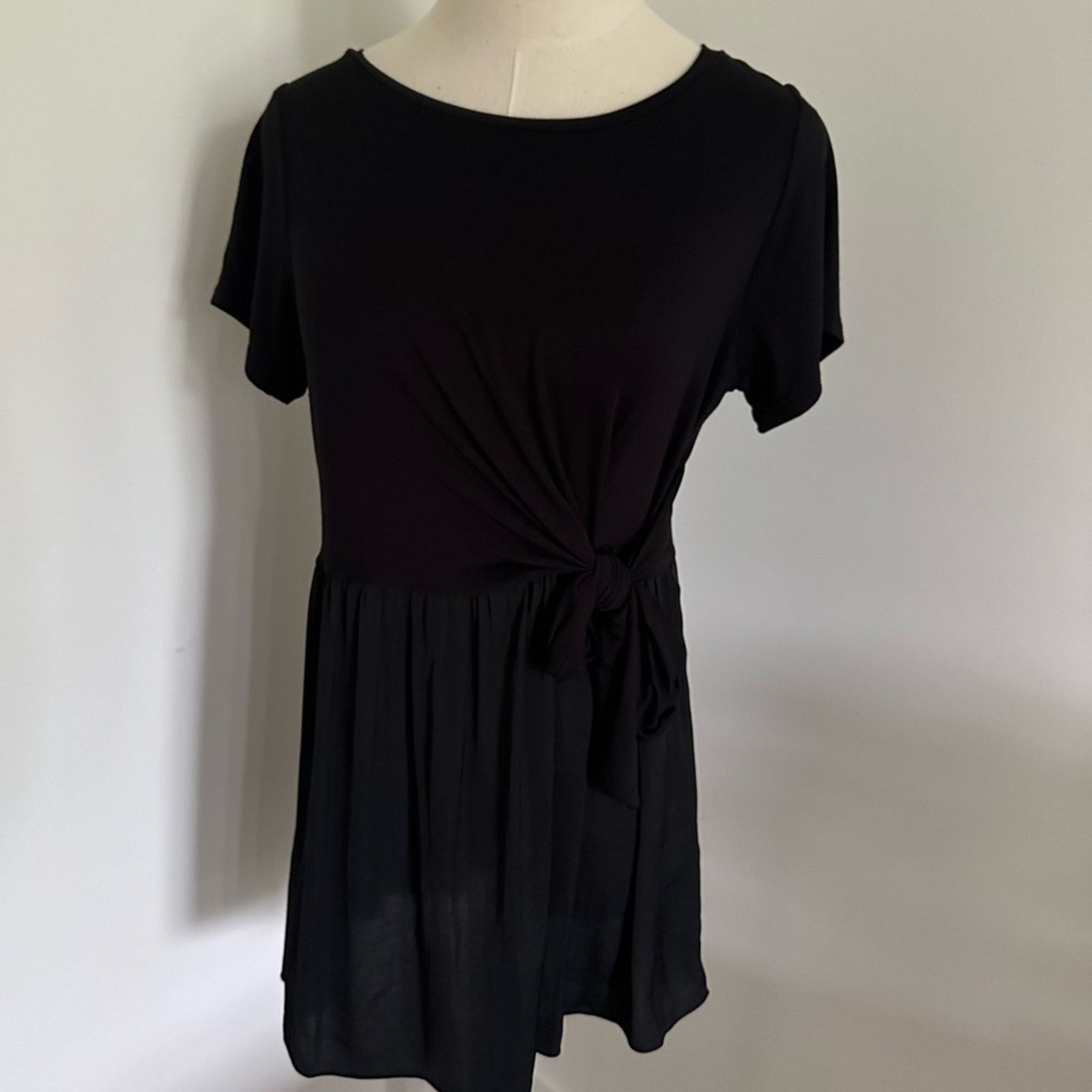 Other NWOT- A Pea In the Pod Maternity tie front Tee - Small Size S / US 4 / IT 40 - 3 Thumbnail