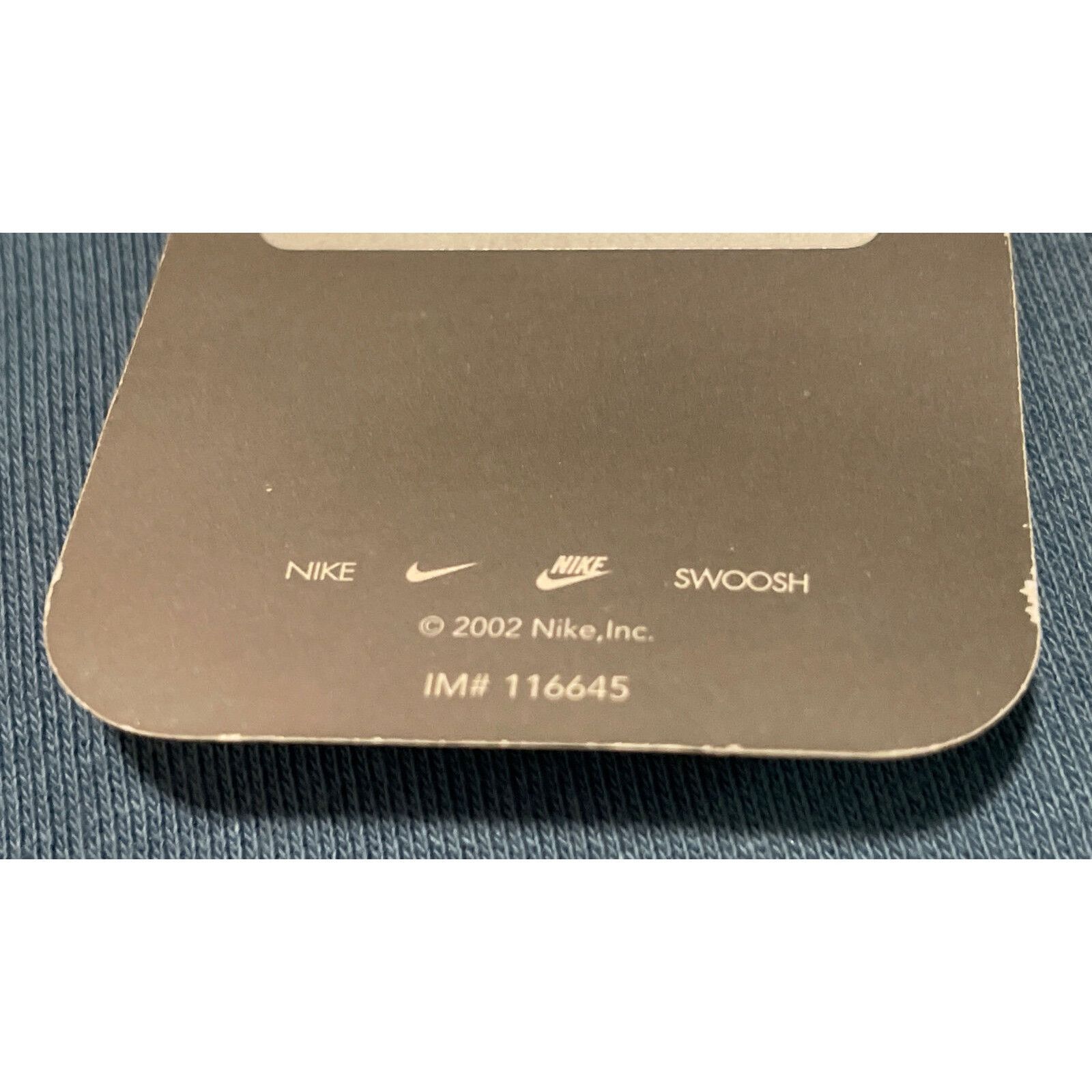 Nike Vintage 2002 Y2K Large Nike Gray Silver Tag Mini Swoosh Crew Size US L / EU 52-54 / 3 - 6 Thumbnail