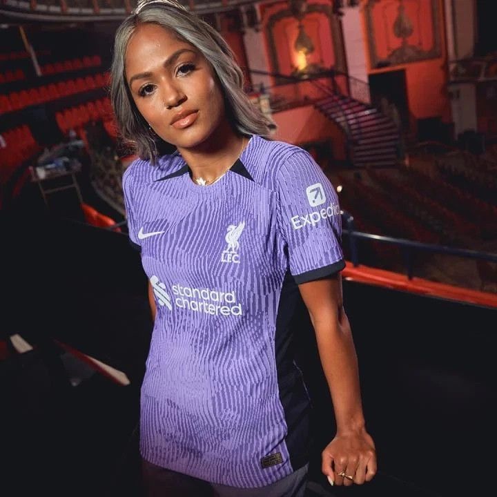 Nike LIVERPOOL 2023 2024 THIRD WOMEN FOOTBALL SHIRT SOCCER JERSEY Size M / US 6-8 / IT 42-44 - 11 Thumbnail
