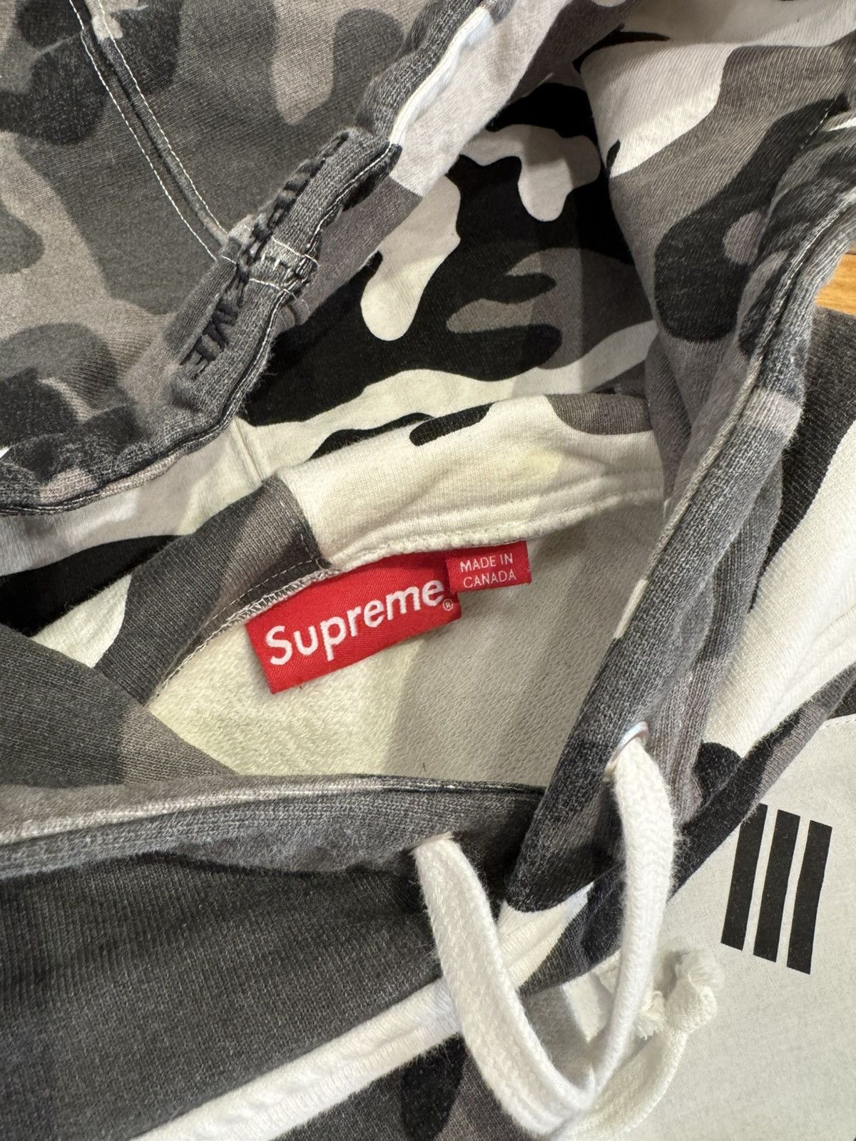 Supreme Supreme Flags Snow Camo Hoodie Size US XL / EU 56 / 4 - 5 Thumbnail