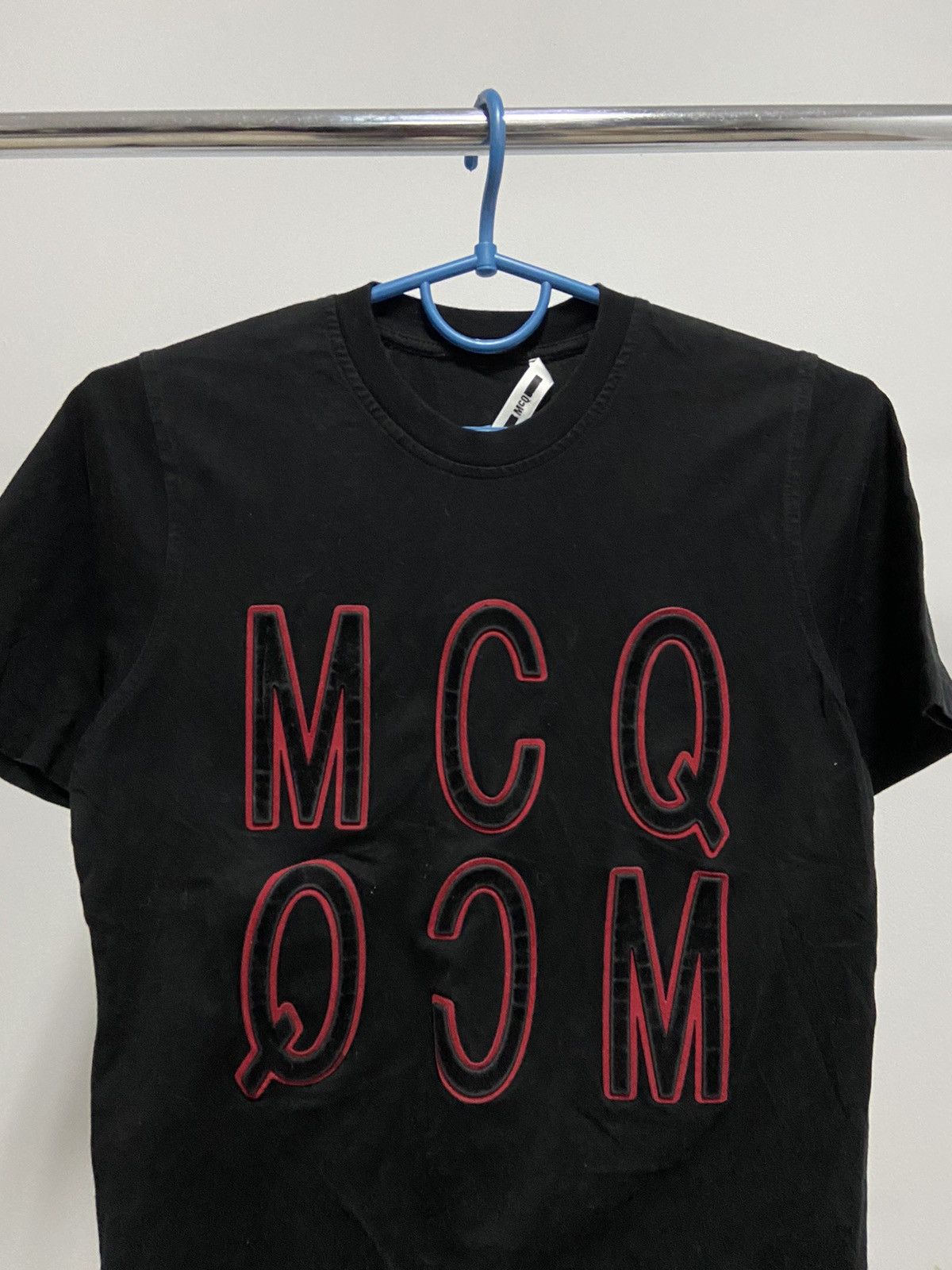 Alexander McQueen × Vintage Alexander McQueen MCQ Vintage T Shirt big logo Size US XXS / EU 40 - 2 Thumbnail