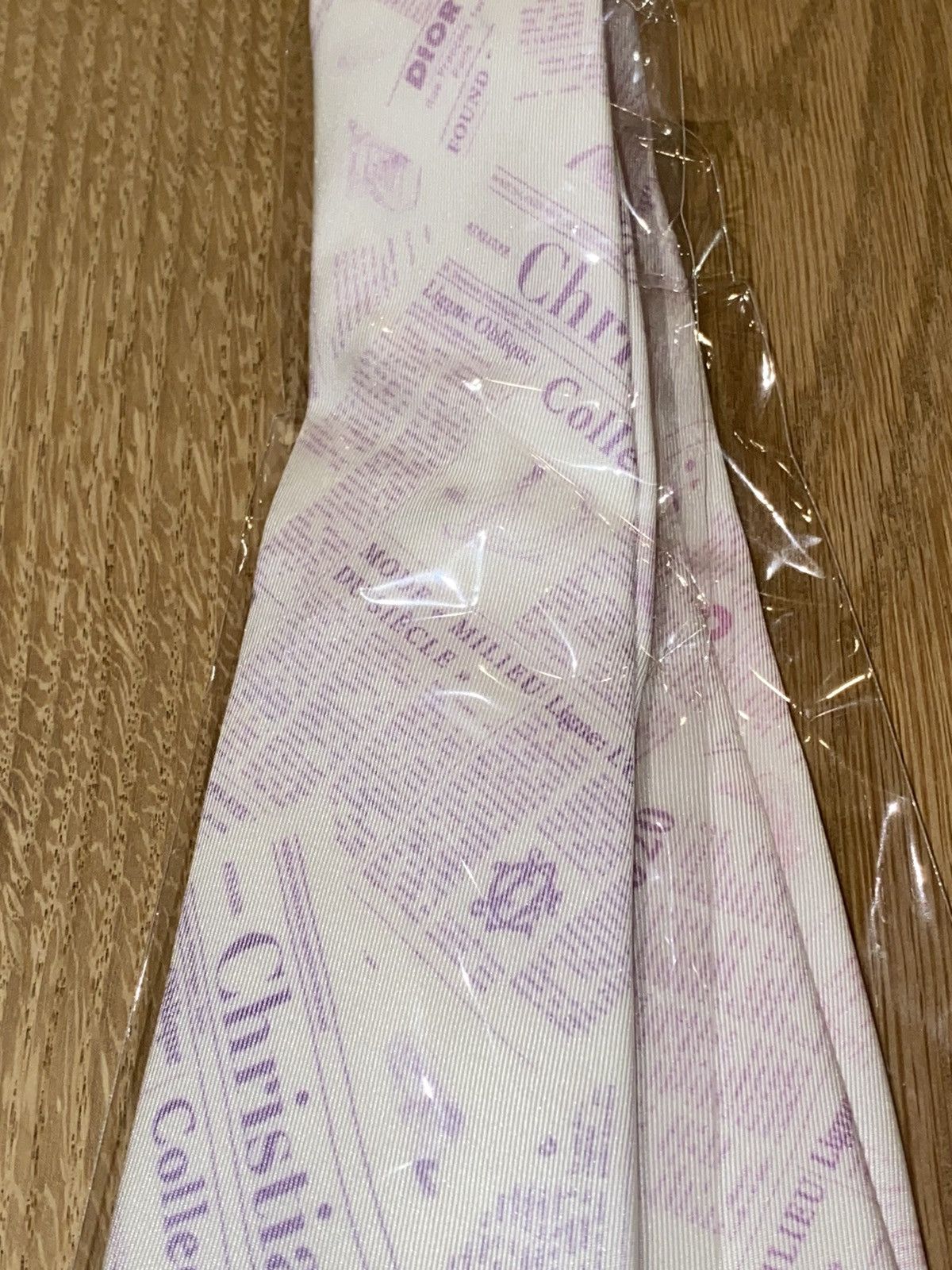 Daniel Arsham × Dior Daniel Arsham x Dior Tie Color Newspaper Size ONE SIZE - 4 Thumbnail