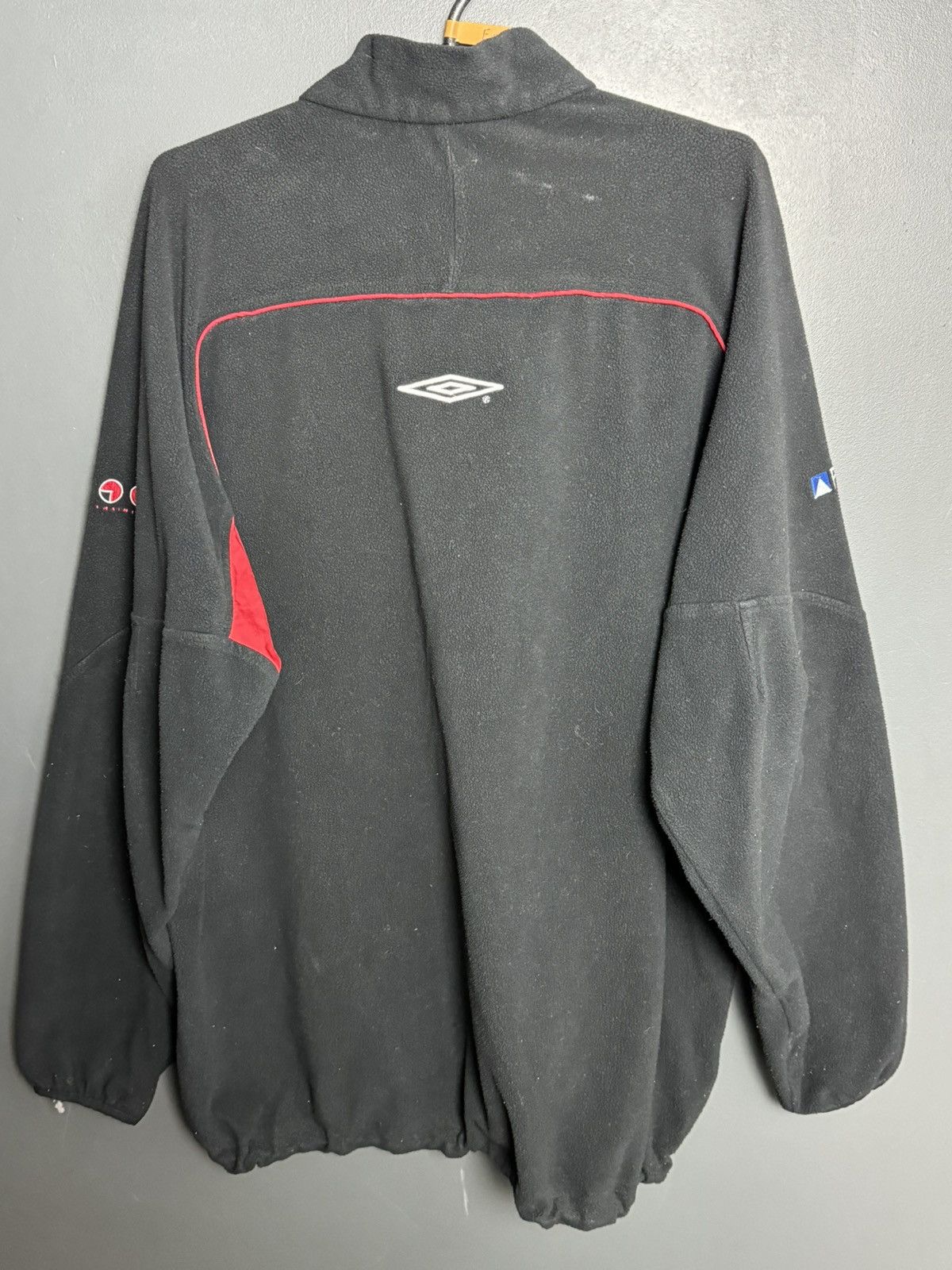 Umbro Nottingham Forest Training Football Sweatshirt Size US L / EU 52-54 / 3 - 2 Thumbnail