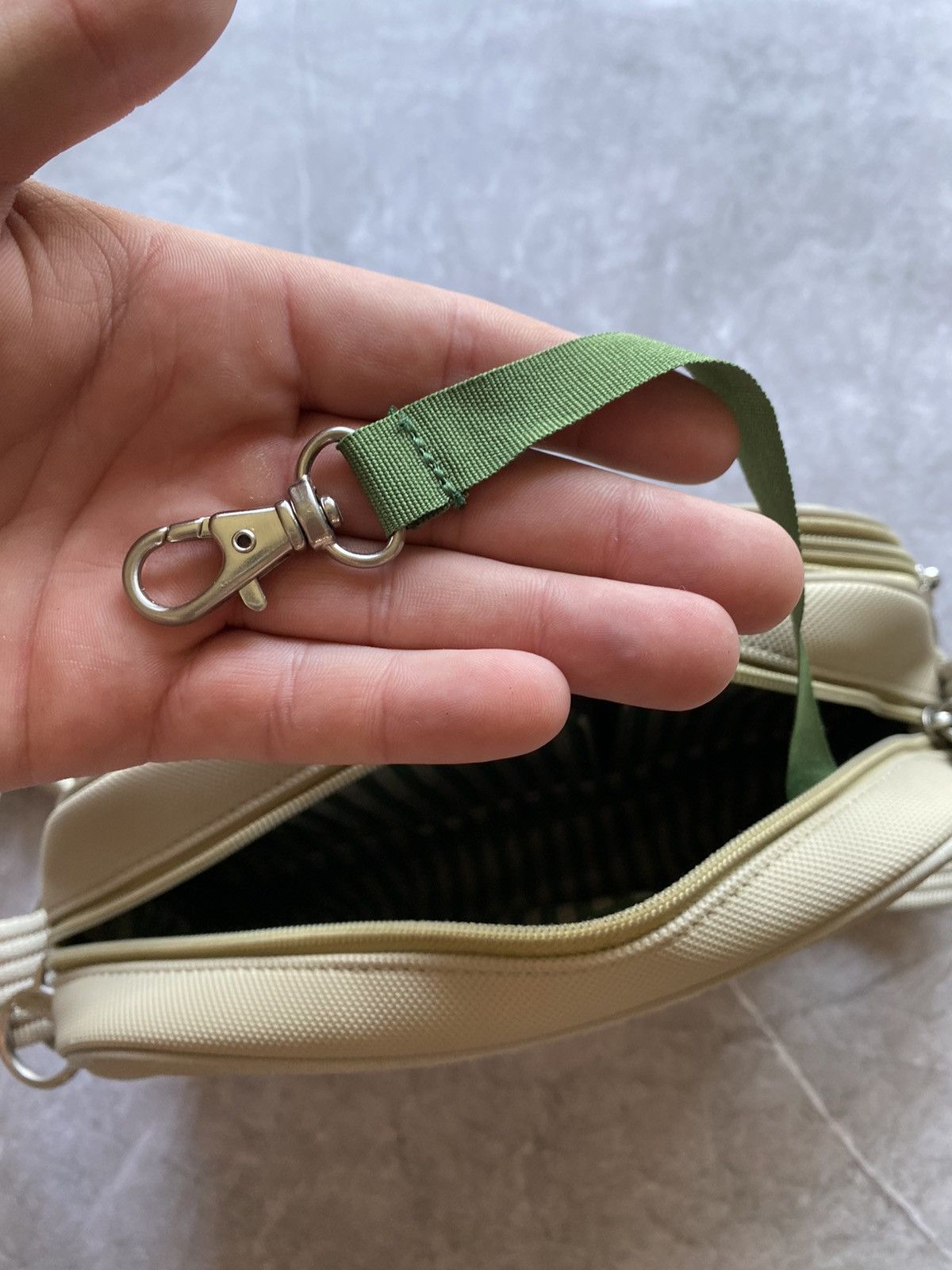 Lacoste Vintage Y2K Lacoste Crossbody Messenger Bag Adjustable Strap Size ONE SIZE - 7 Thumbnail