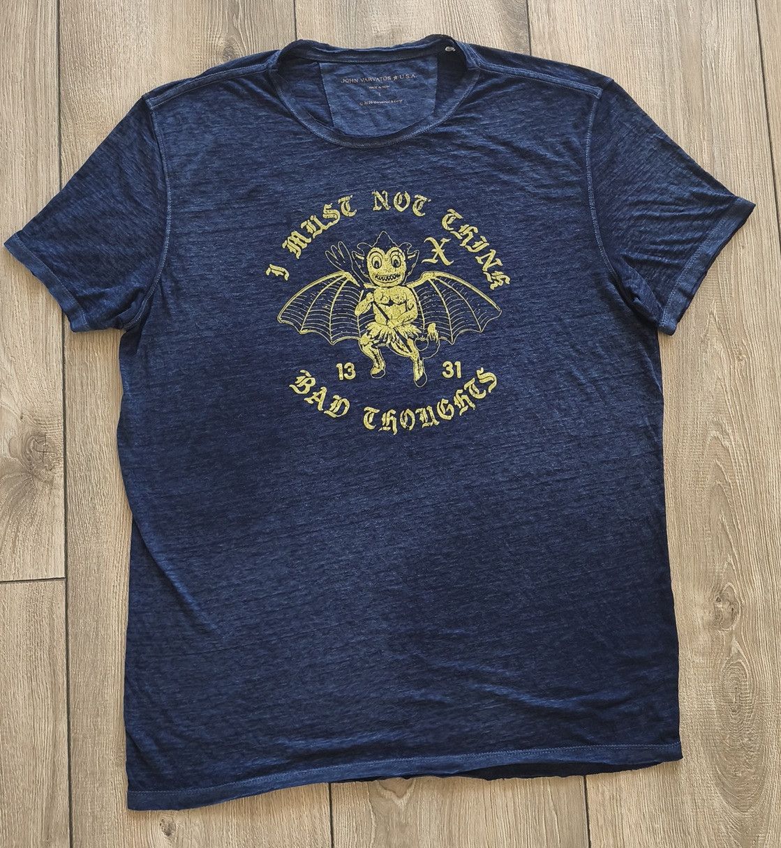 John Varvatos John Varvatos X I Must Not Think Bad Thoughts T-Shirt Size L Size US L / EU 52-54 / 3 - 1 Thumbnail