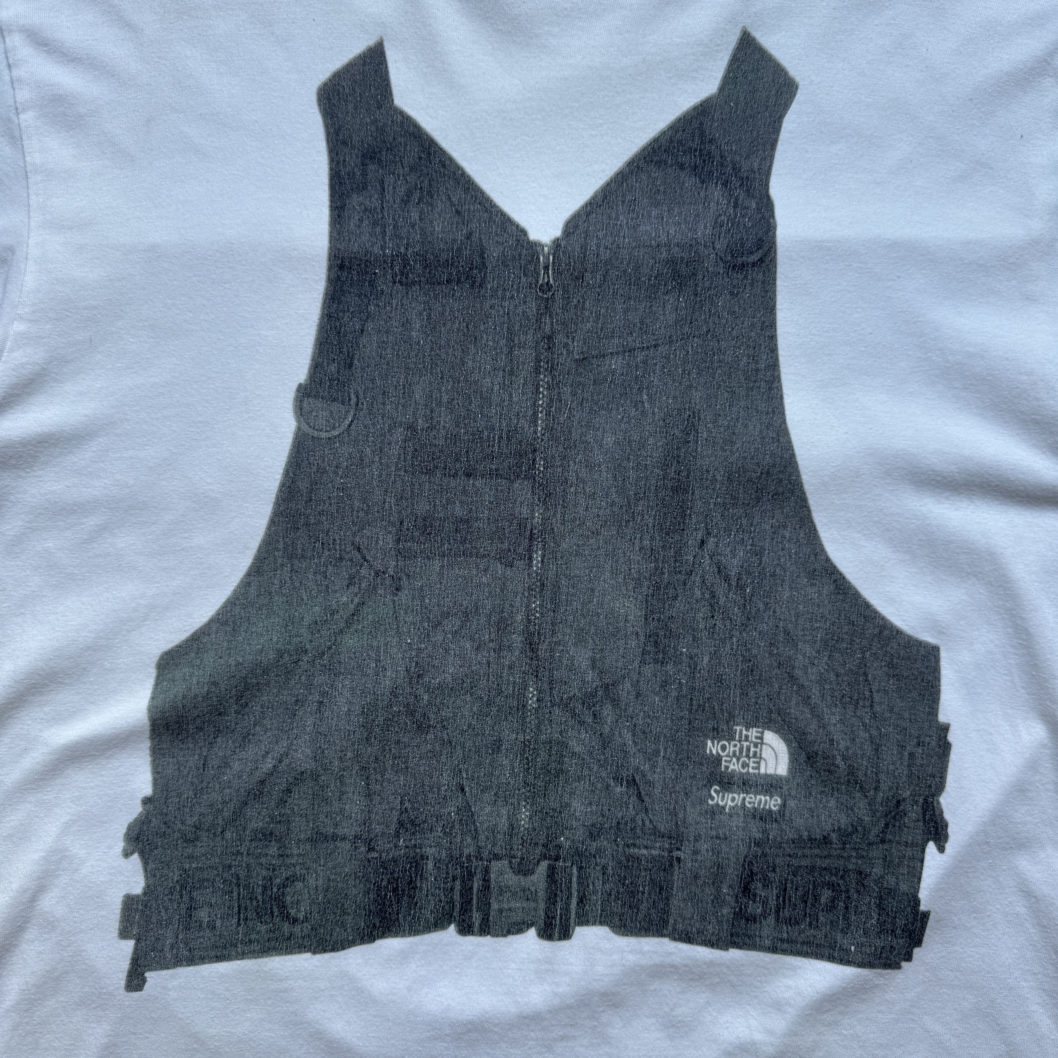 Supreme × The North Face Supreme x The North Face Vest Print Tee Size US XL / EU 56 / 4 - 2 Thumbnail