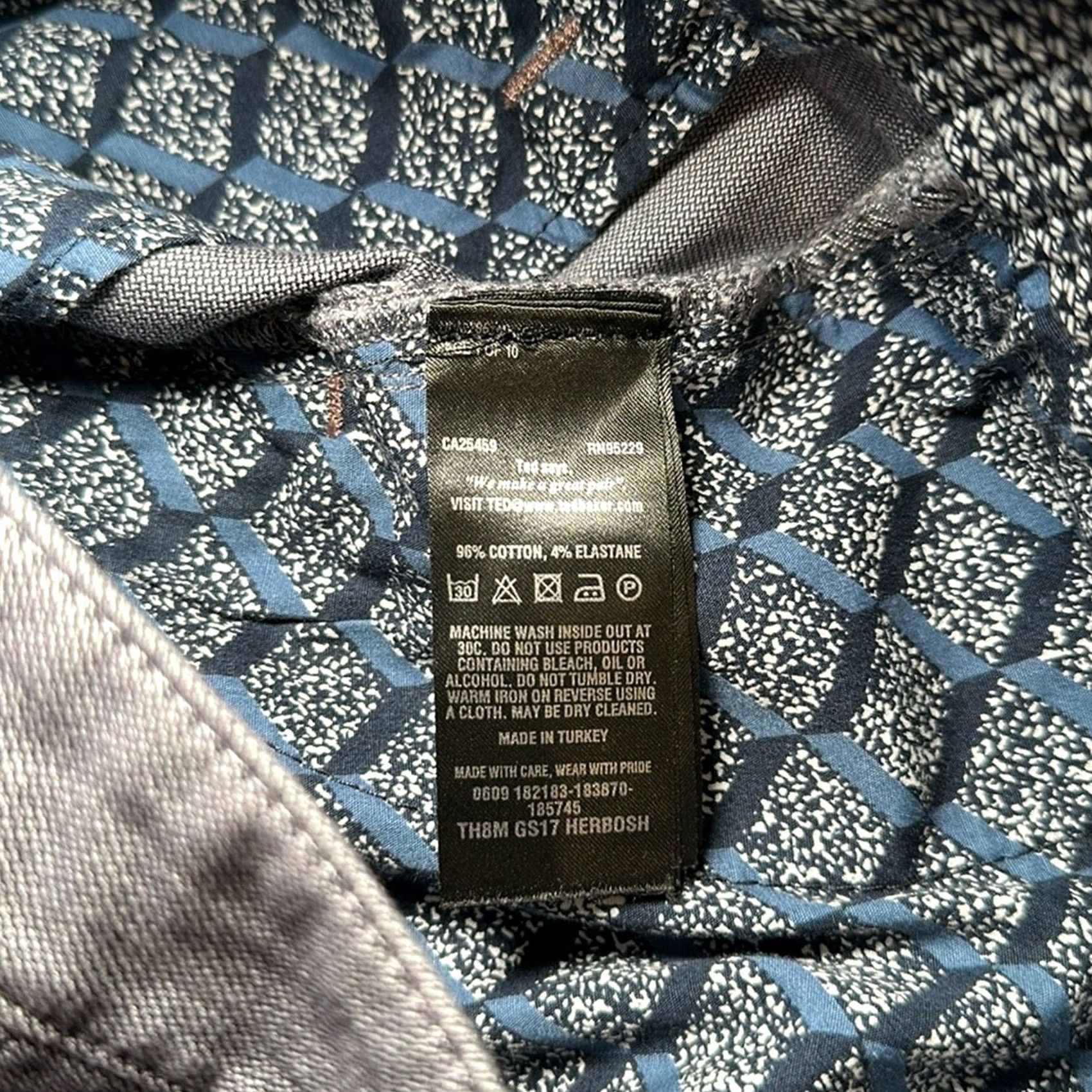 Ted Baker Ted Baker Chino Shorts Men 28 Regular Purple Cotton Stretch 98% Elastane 2% Vintage 90s Tweed/Herringbone? Size US 28 / EU 44 - 7 Thumbnail