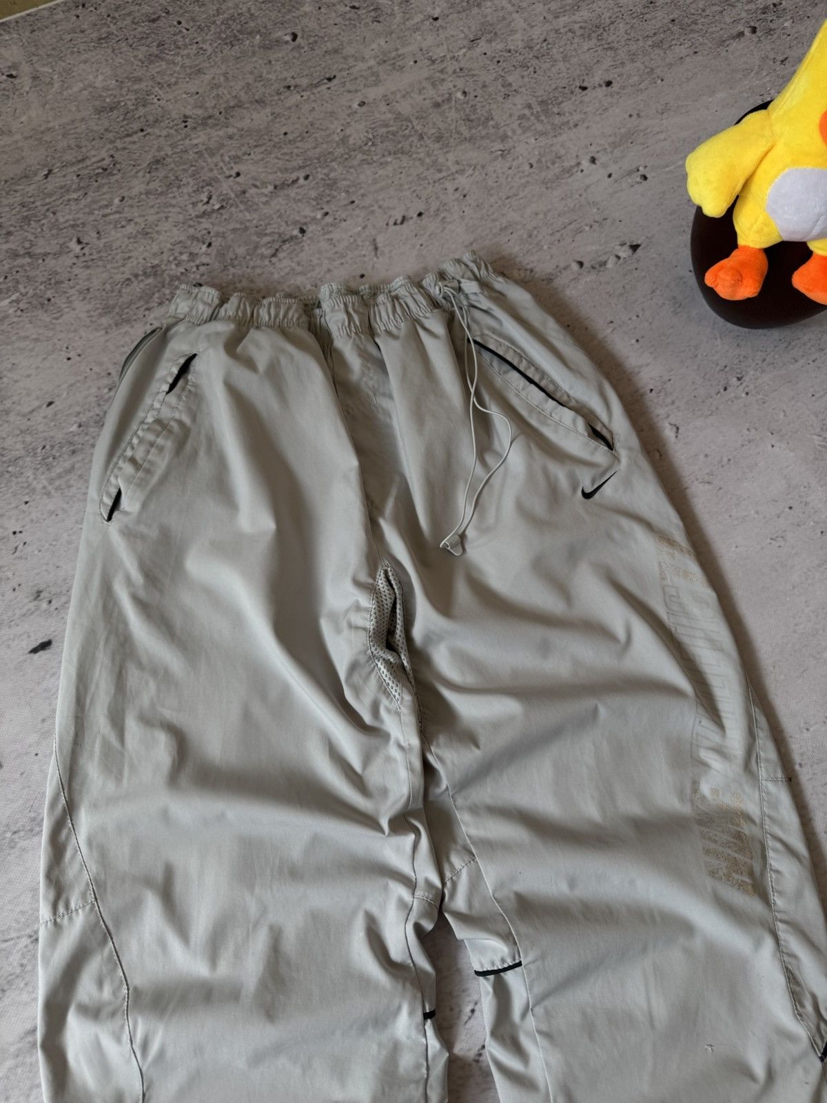 Nike × Vintage NIKE NYLON VINTAGE Y2K OVERSIZE BAGGY FIT PANTS SWEATPANTS Size US 32 / EU 48 - 3 Thumbnail