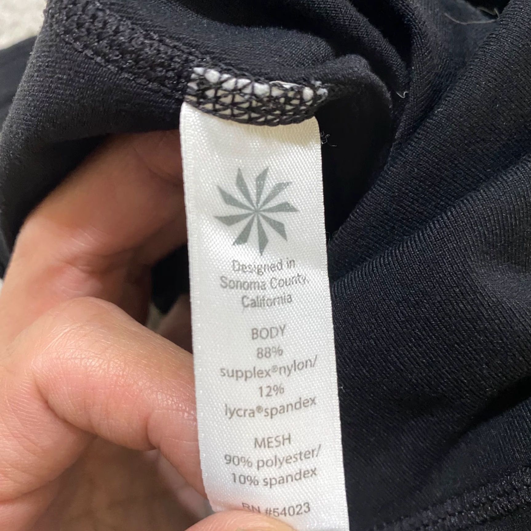 Athleta Athleta Leggings Capri Womens Large Black Pockets Seamless Athletic Capris Yoga Gym Cross-Training 21in Inseam Size 36" / US 14 / IT 50 - 7 Thumbnail