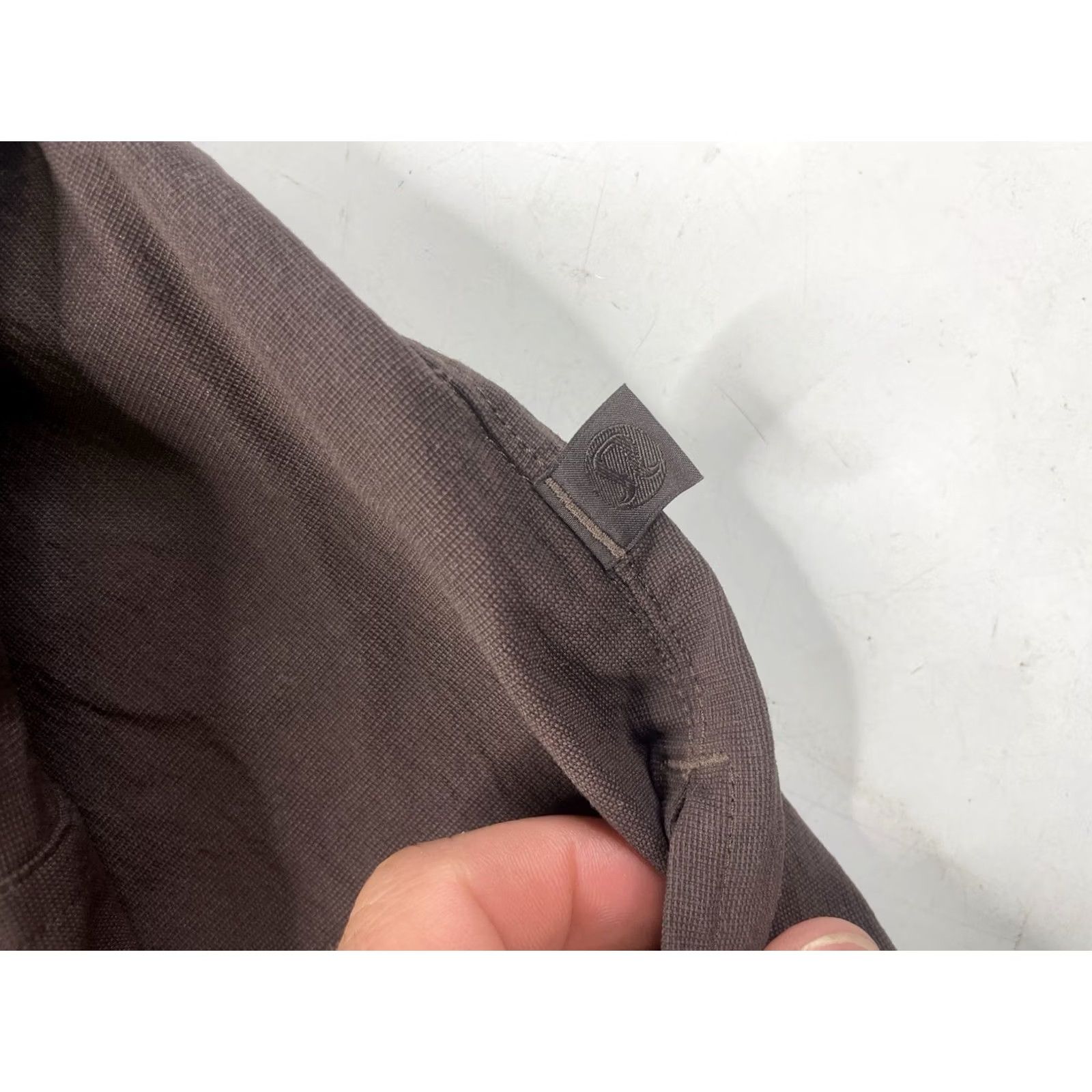Lululemon Lululemon Button-Up Shirt Mens L Relaxed Fit Long Sleeve Brown Espresso ESPR Size US L / EU 52-54 / 3 - 3 Thumbnail