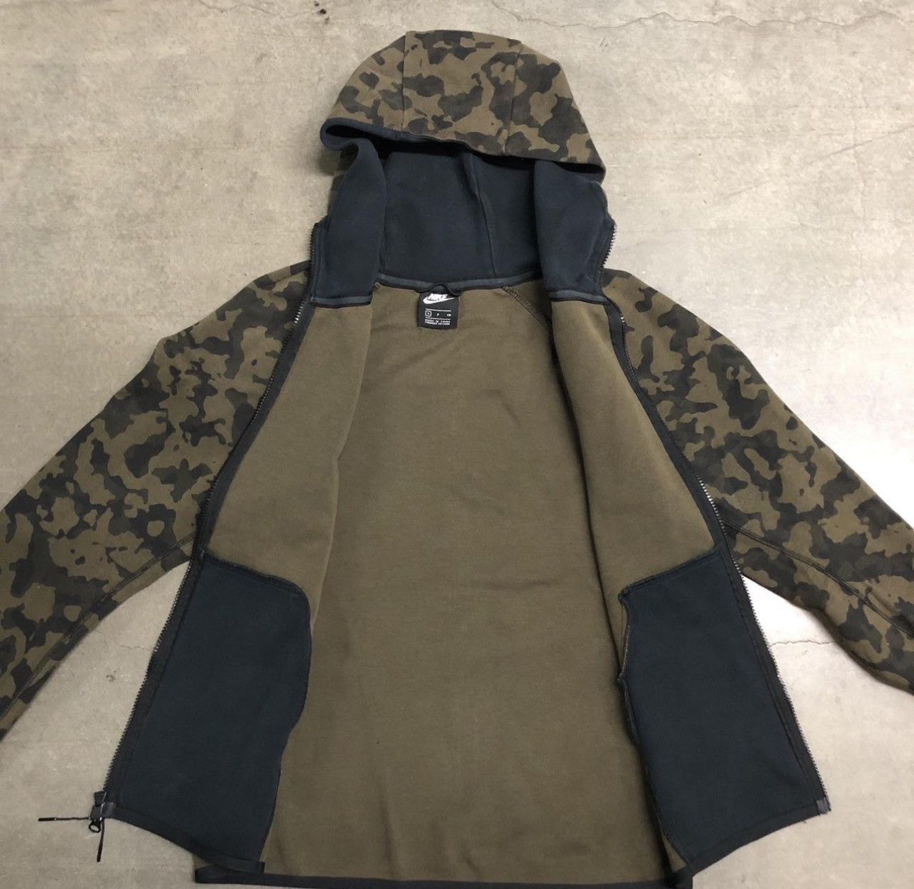 Nike Nike Sportswear Tech Fleece Full Zip Printer Camo Hoodie Size US S / EU 44-46 / 1 - 3 Thumbnail