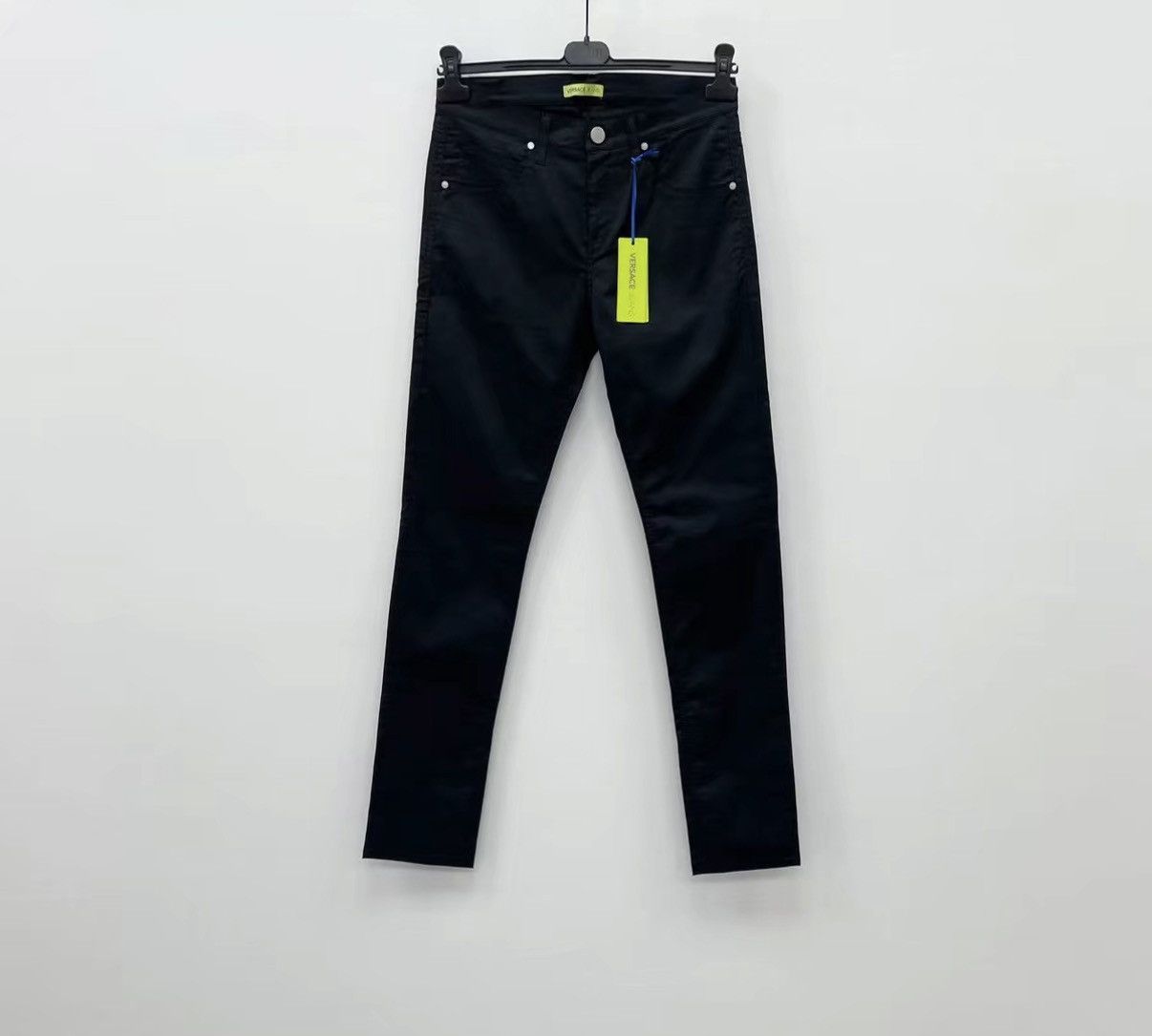 Versace VERSACE JEANS Stretch Washed Casual Pants J30 Size US 30 / EU 46 - 1 Thumbnail