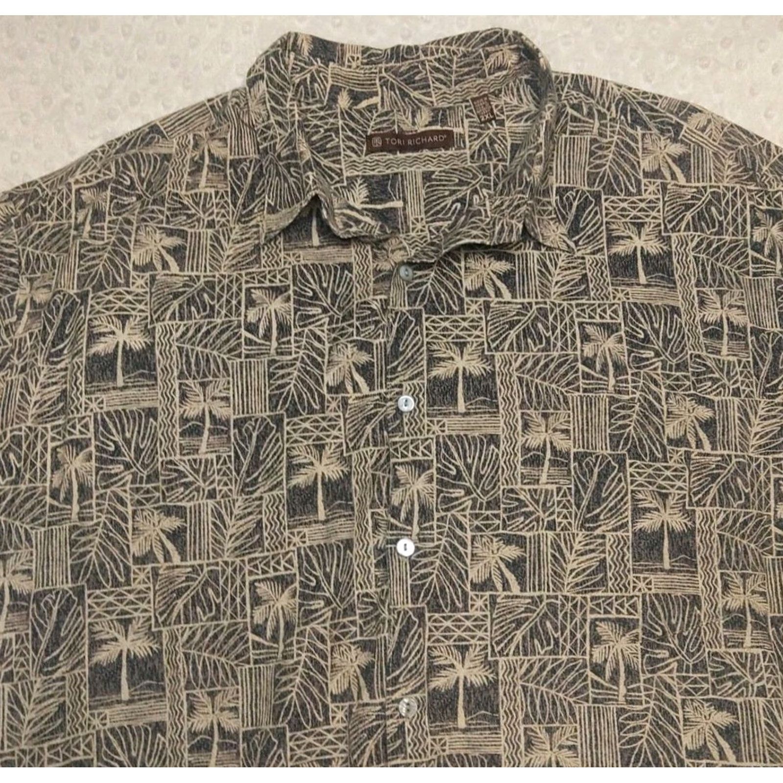 Tori Richard Tori Richard Shirt Men 2XL Beige Floral Cotton Button Up Hawaiian Geometric Shirt Size US XXL / EU 58 / 5 - 4 Thumbnail