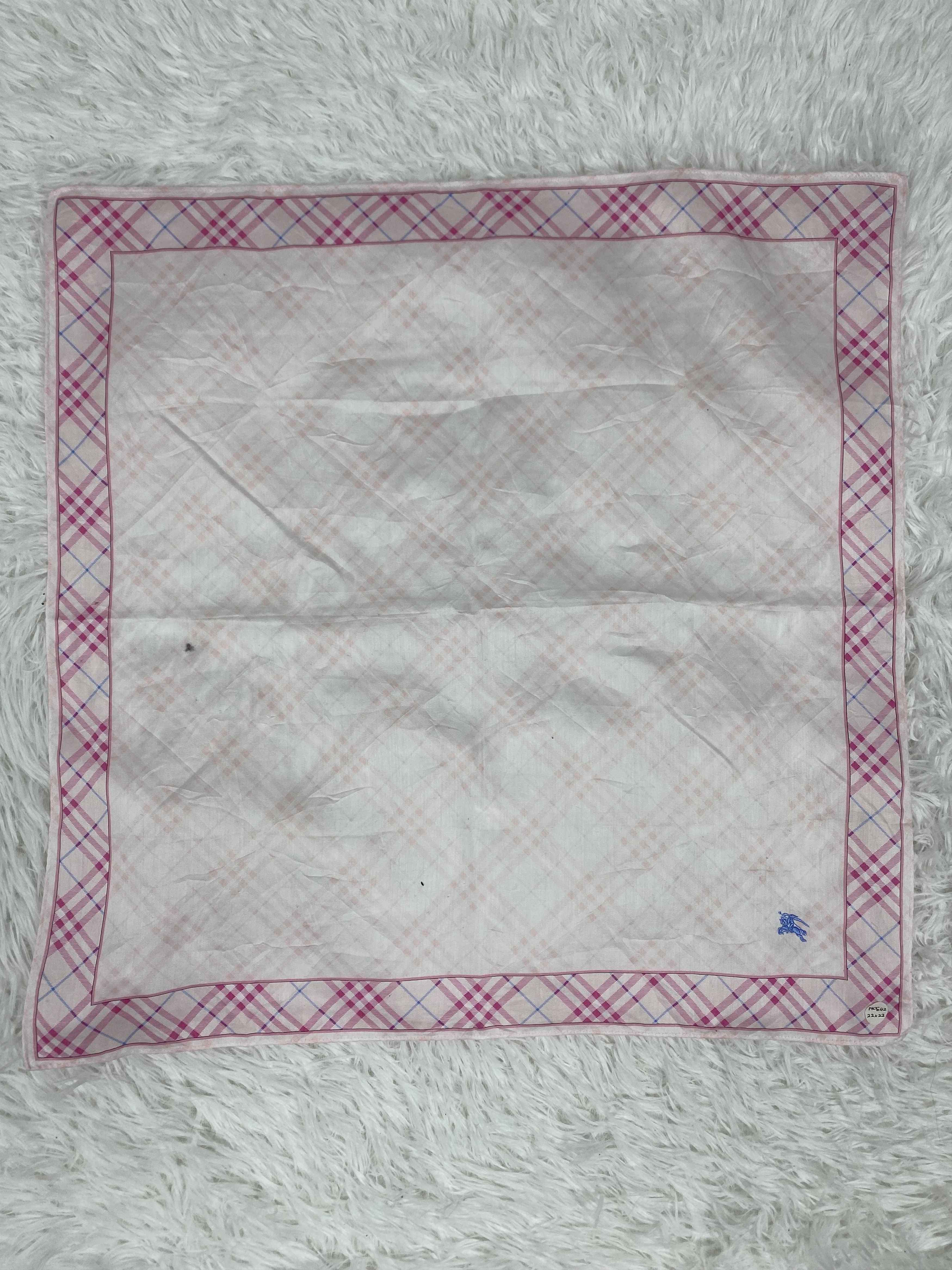 Burberry Vintage Burberry Handkerchief Neckerchief PH0542 Size ONE SIZE - 3 Thumbnail