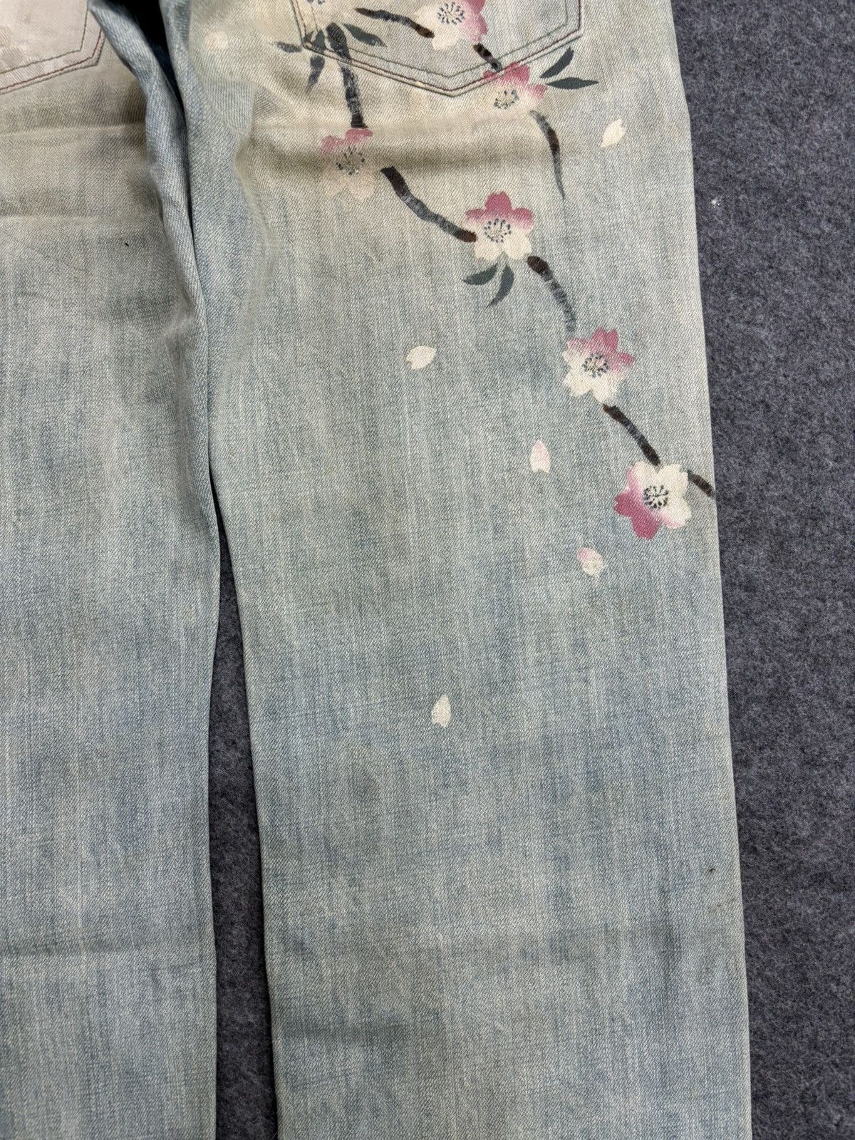 Japanese Brand 💥Denim Art💥ZEN Kyoto Style Japan Faded Floral Denim F569 Size US 30 / EU 46 - 14 Thumbnail