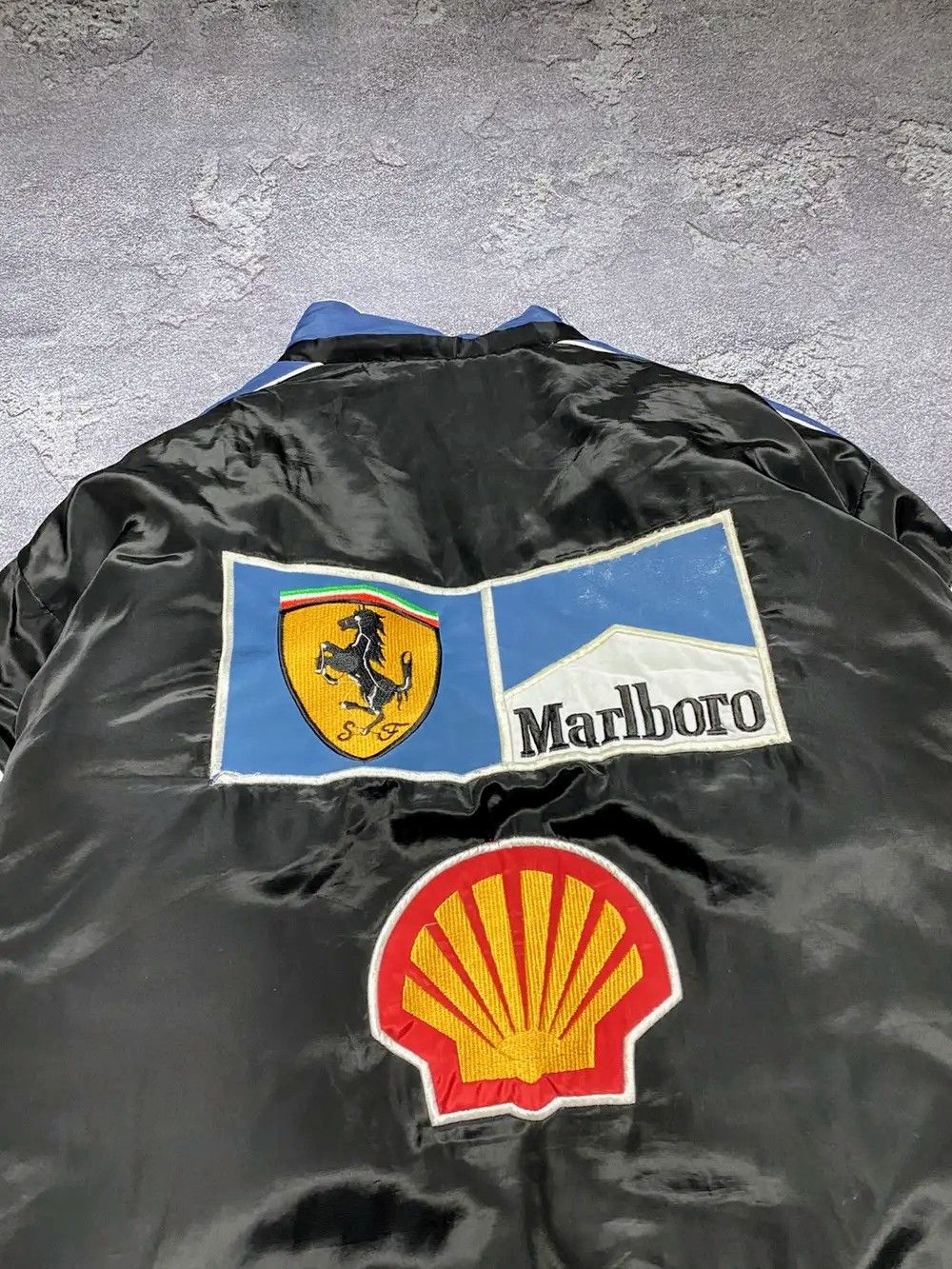 Formula 1 🔥Vintage Ferrari Marlboro F1 Racing Bomber Jacket Retro Y2K Size US S / EU 44-46 / 1 - 5 Thumbnail