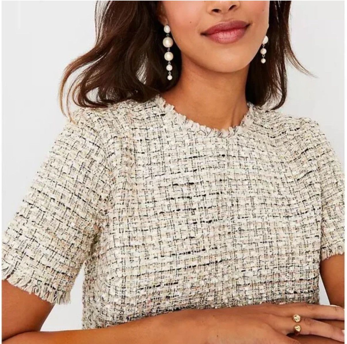 Ann Taylor Ann Taylor Fringe Tweed Top/ Size M Size M / US 6-8 / IT 42-44 - 1 Thumbnail