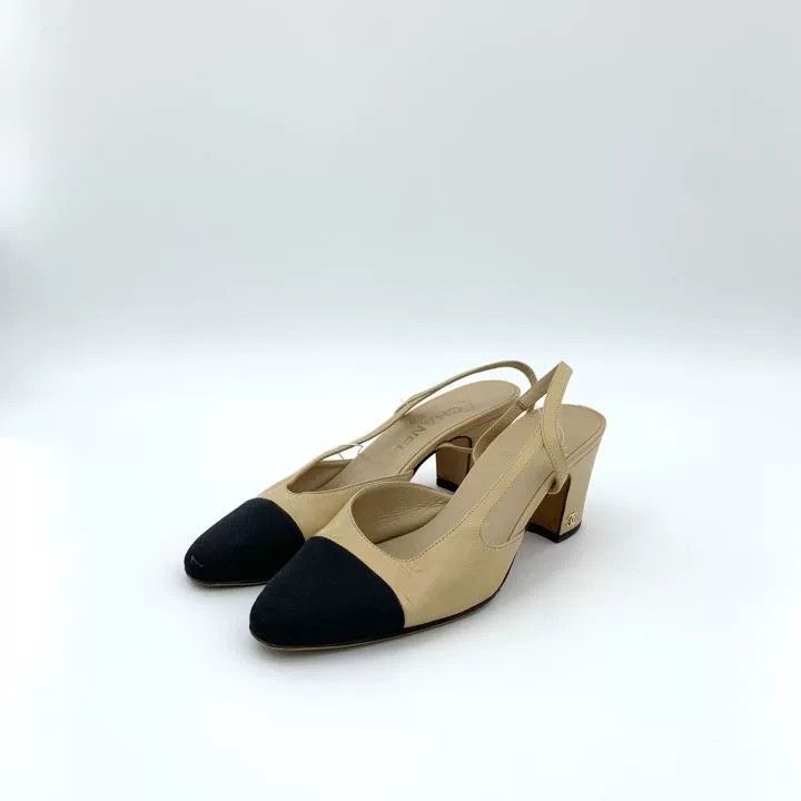 Chanel Chanel Two-Tone Leather Slingback Sandals Size US 5 / IT 35 - 1 Thumbnail