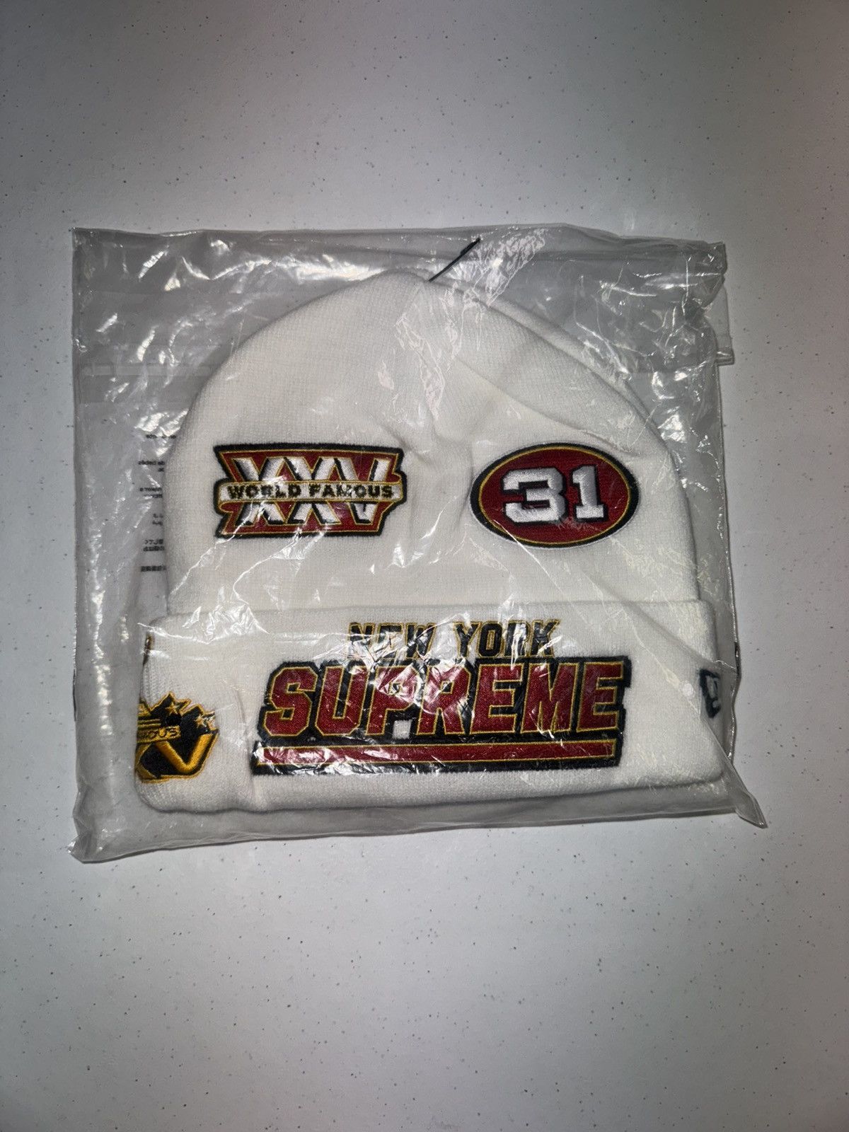 MLB × Supreme Supreme New Era Football Beanie Size ONE SIZE - 3 Thumbnail