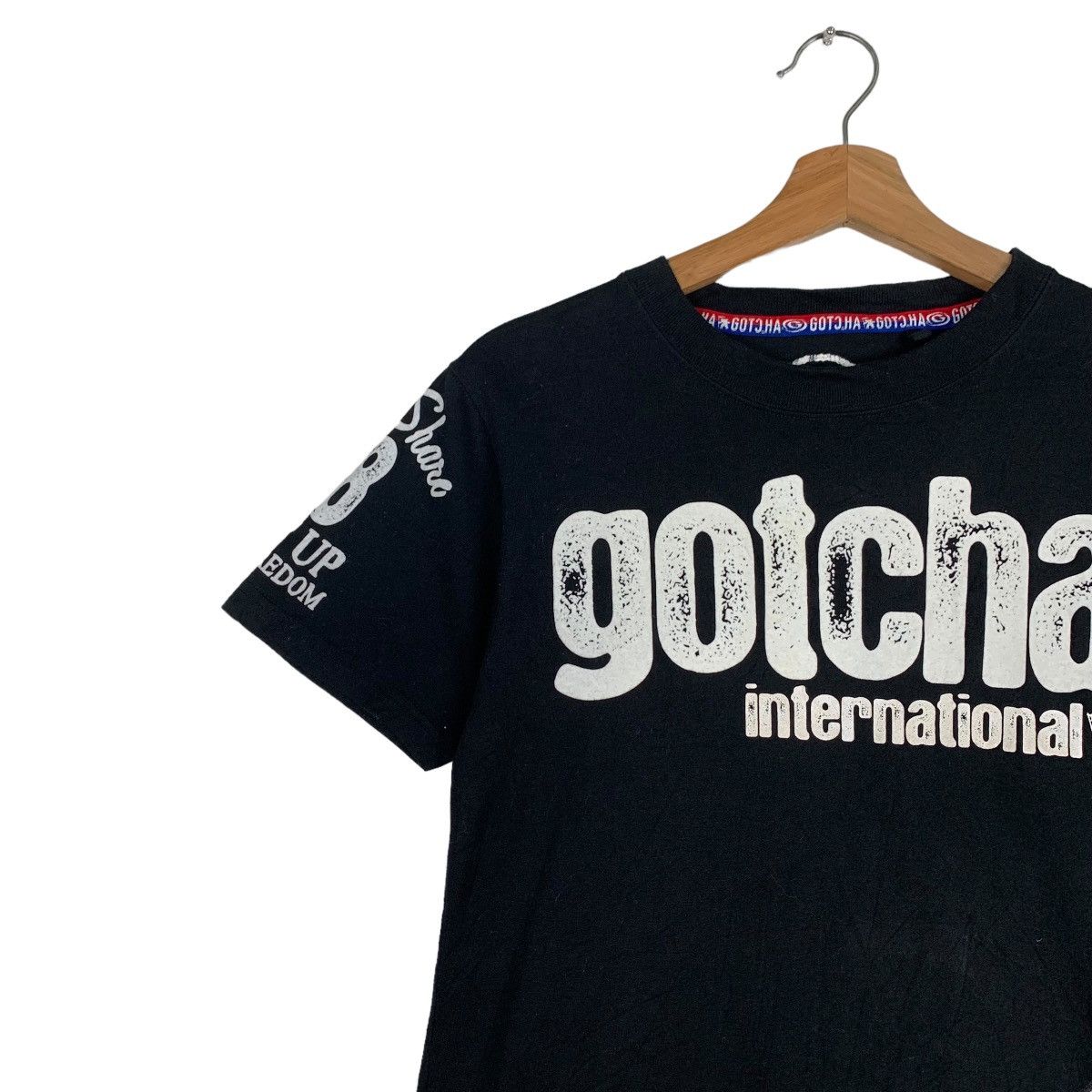 GOTCHA INTERNATIONAL BIG LOGO TEES SURFWEAR #0276-C12