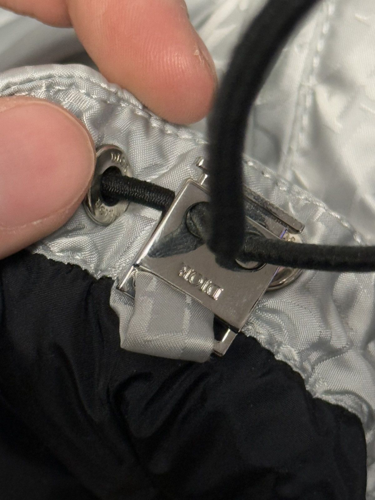Dior Dior Oblique Down Puffer Jacket Size 54 Silver CLEAN Size US L / EU 52-54 / 3 - 12 Thumbnail