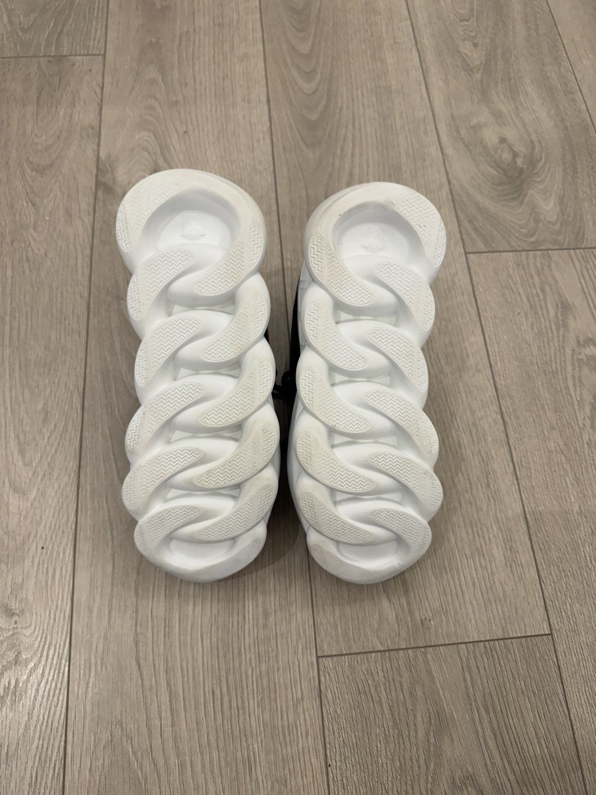 Designer Versace Chain Reaction Sneaker ‘Black and White’ Size US 8 / EU 41 - 5 Thumbnail
