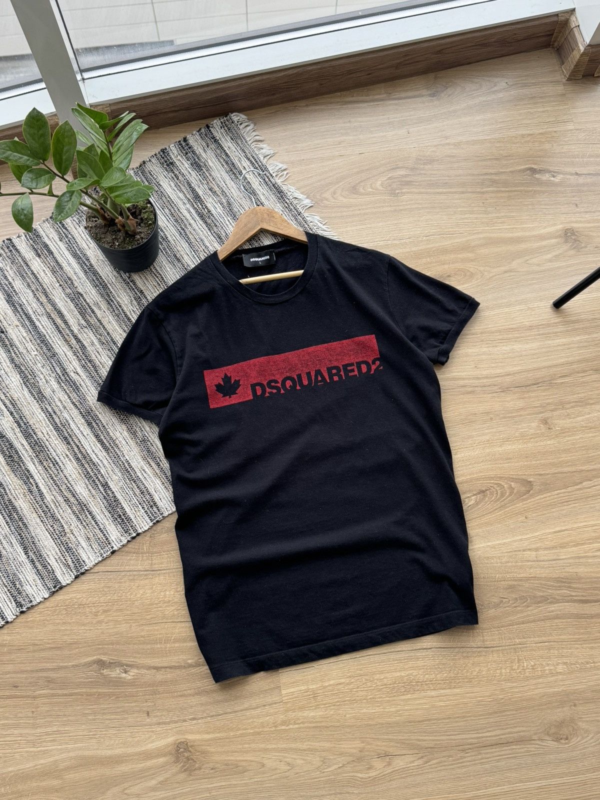 Dsquared2 DSQUARED2 VINTAGE CLASSIC LOGO BLACK T SHIRT SIZE L Size US L / EU 52-54 / 3 - 3 Thumbnail