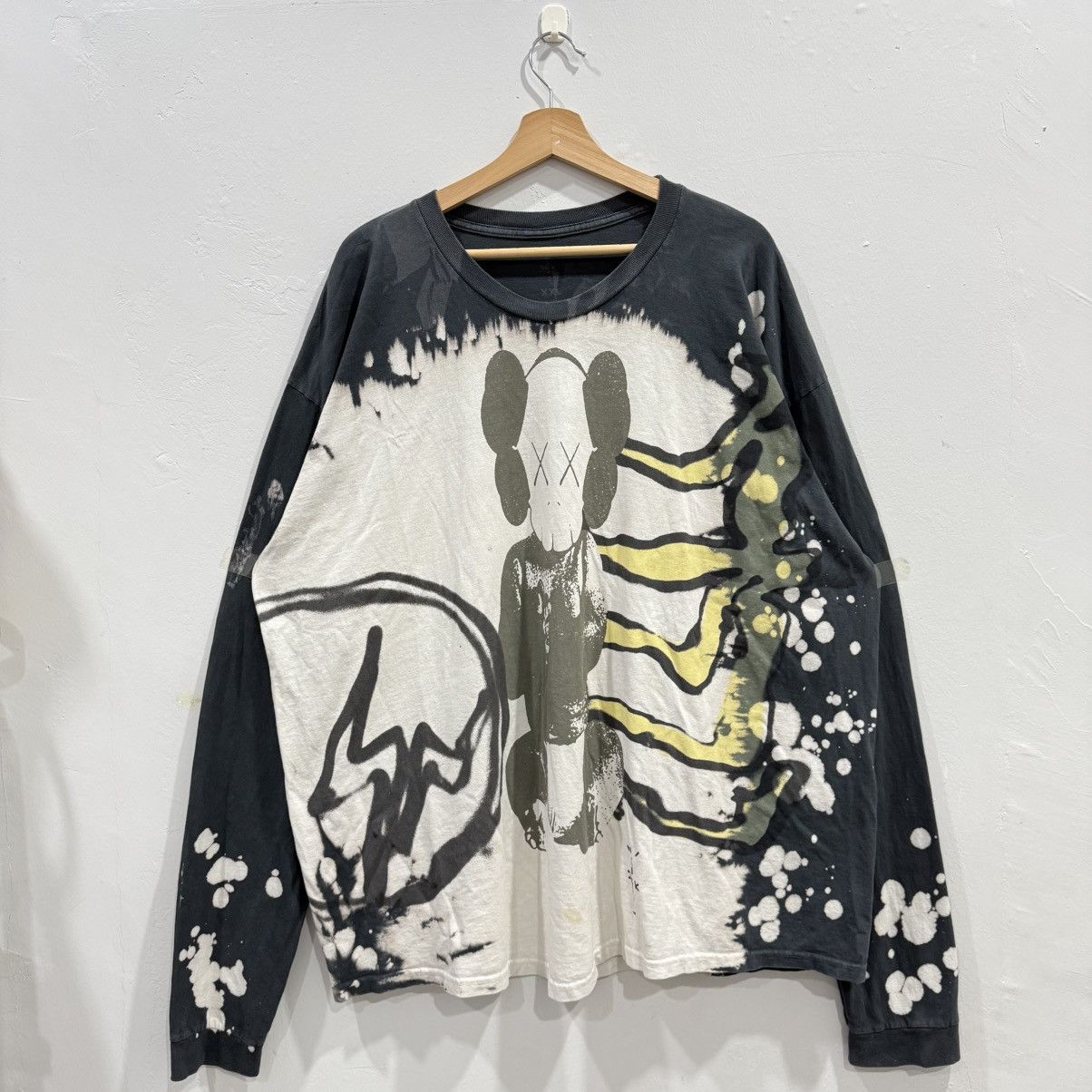 Fragment Design Cactus Jack Travis Scott x Fragment x Kaws Longsleeve Tee Size US XXL / EU 58 / 5 - 1 Thumbnail
