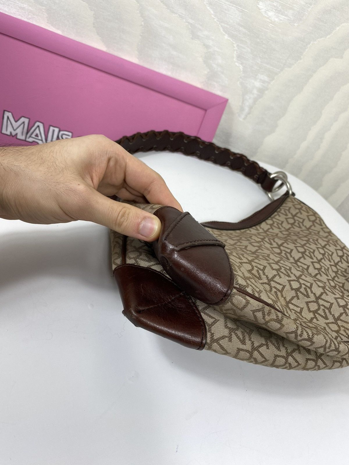DKNY × Vintage DKNY Canvas Monogram Leather Handbag Size ONE SIZE - 17 Thumbnail