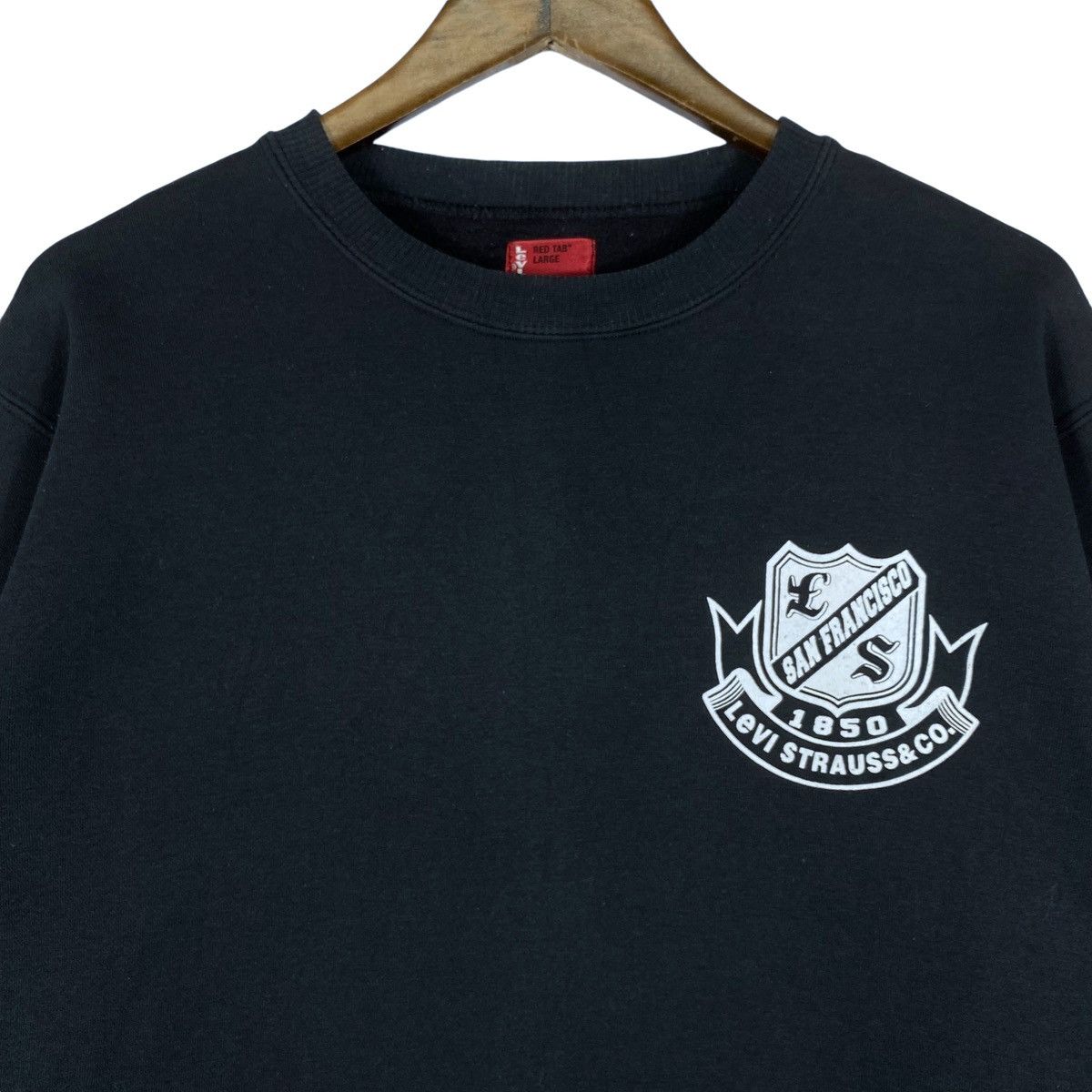 Levi's × Vintage Vintage Levi’s Crewneck Sweatshirt Black Pullover Jumper Size US L / EU 52-54 / 3 - 4 Thumbnail