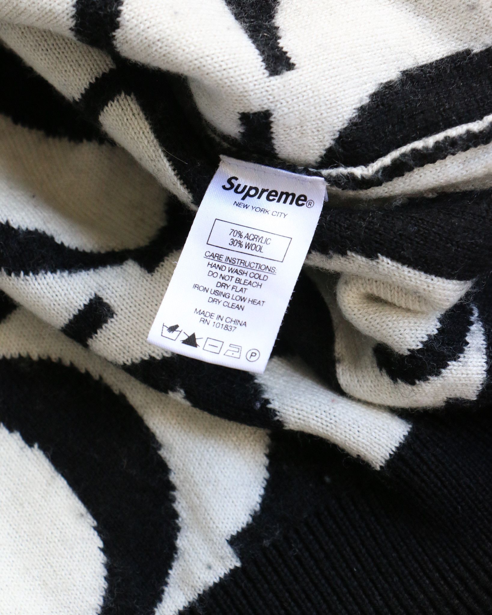 Supreme Supreme FUCK Jacquard Knitted Sweater Black Size US L / EU 52-54 / 3 - 4 Thumbnail