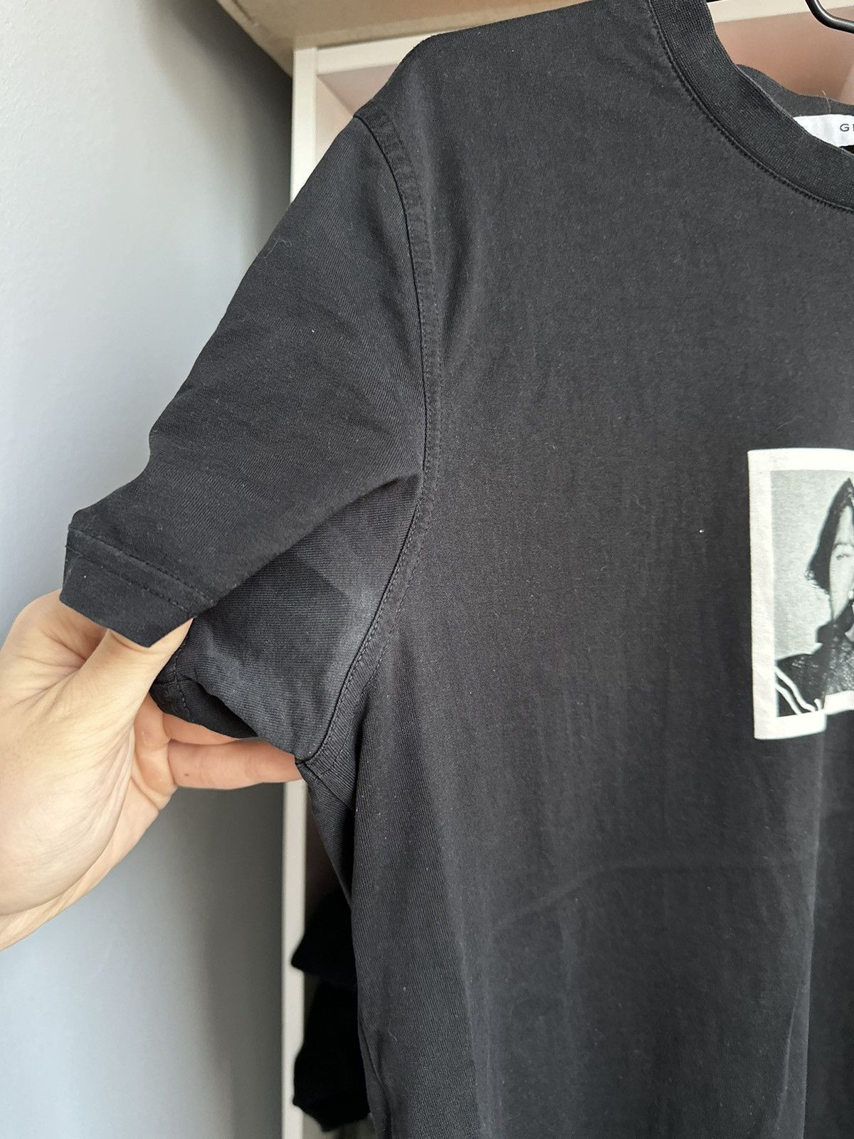 Givenchy 🔥GIVENCHY WOMAN PORTRAIT LOGO FACE T-SHIRT🔥 Size US S / EU 44-46 / 1 - 6 Thumbnail