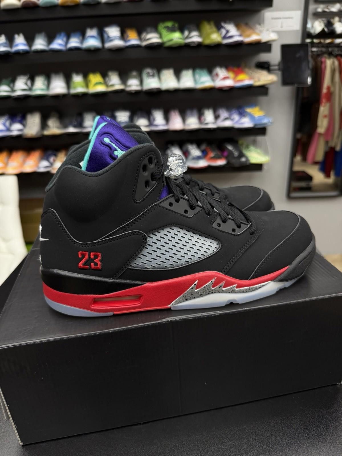 Nike 2020 Nike Air Jordan 5 V Retro Top 3 Size (10) Authentic Size US 10 / EU 43 - 2 Thumbnail