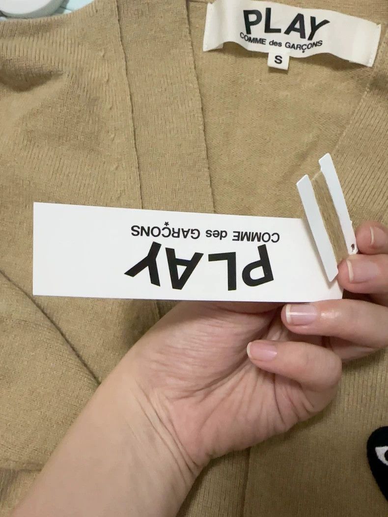 Comme des Garcons Comme Des Garcons Classic Beige Black Heart Cardigan Size US S / EU 44-46 / 1 - 4 Thumbnail