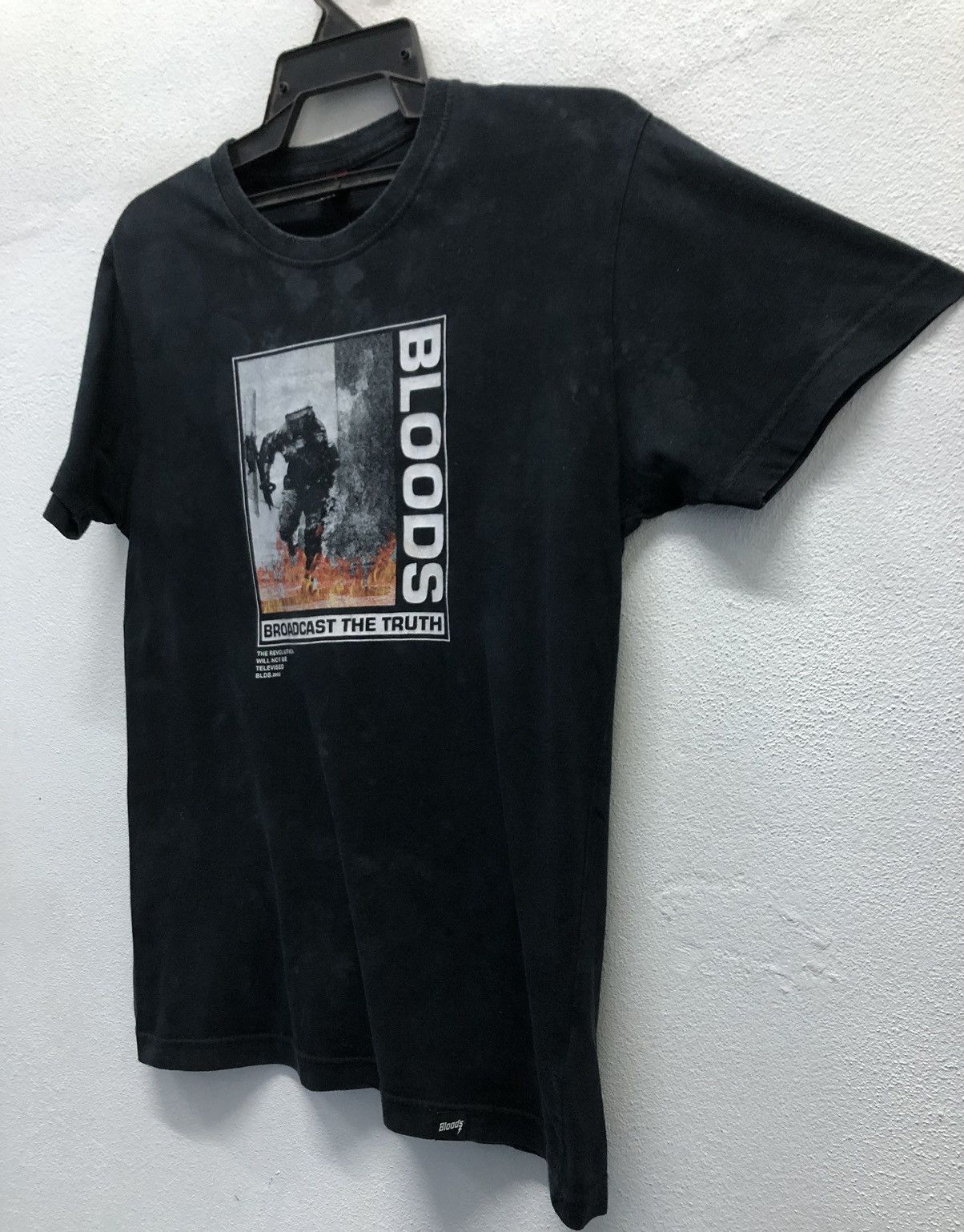 Vintage Vintage Bloods Broadcast The Truth T-Shirt Size US S / EU 44-46 / 1 - 6 Thumbnail