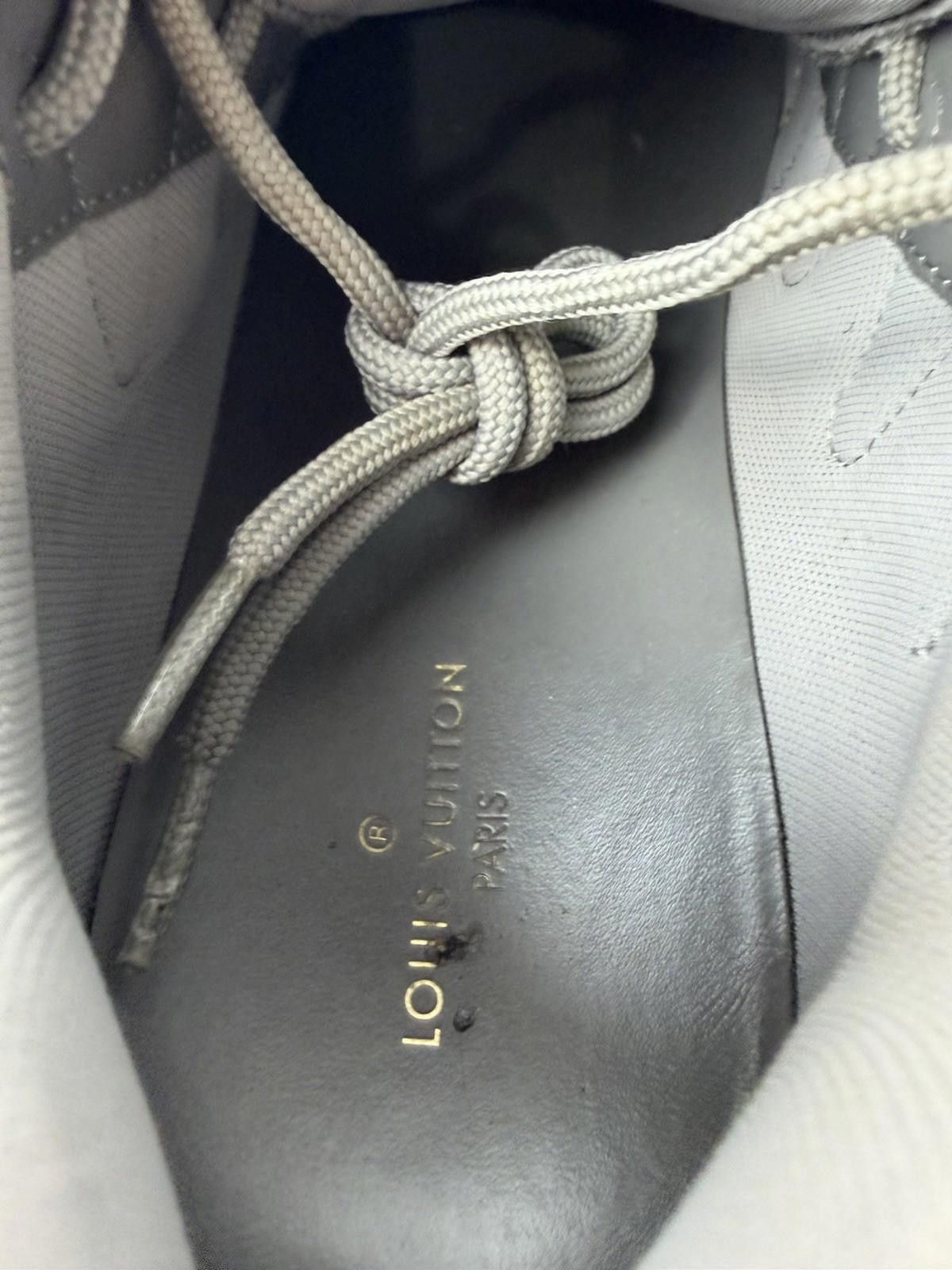 Louis Vuitton Louis Vuitton Zig Zag Sneaker Silver Blue SZ 7 LV (US 9) Size US 9 / EU 42 - 5 Thumbnail