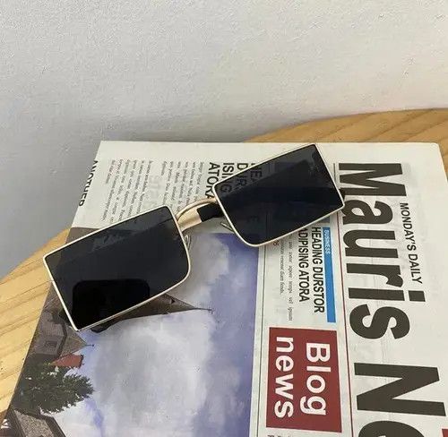 Designer Vintage square frame sunglasses Size ONE SIZE - 2 Thumbnail