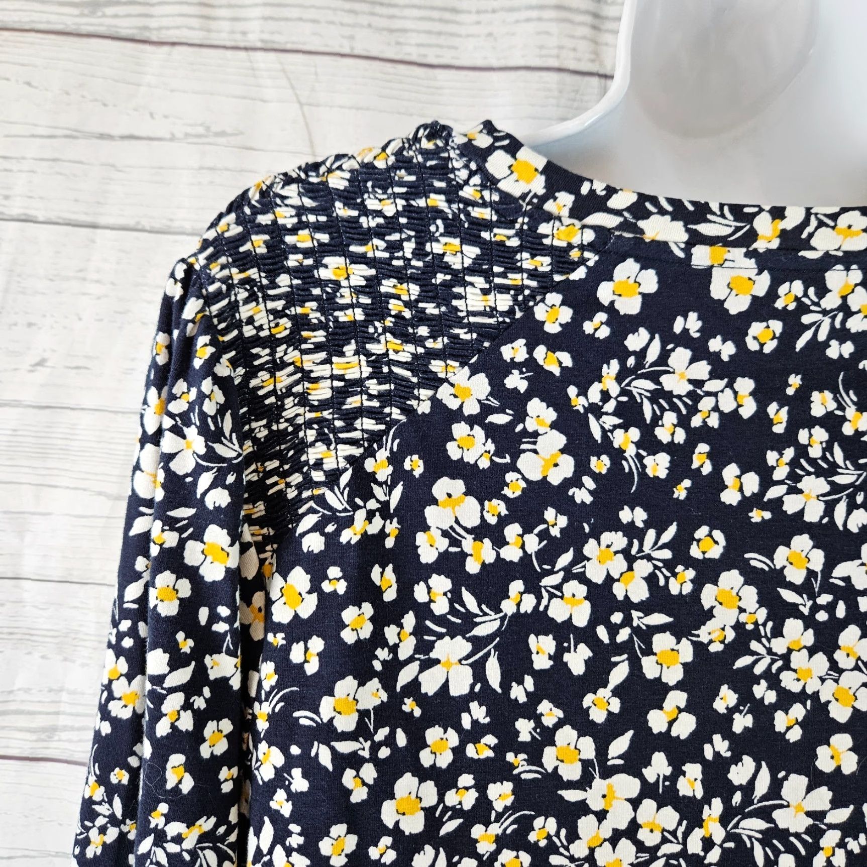 J. Jill J Jill Womens Blouse Tunic XL Floral Long Sleeve Cotton Blend Blue Yellow Smocked VINTAGE? Size XL / US 12-14 / IT 48-50 - 4 Thumbnail