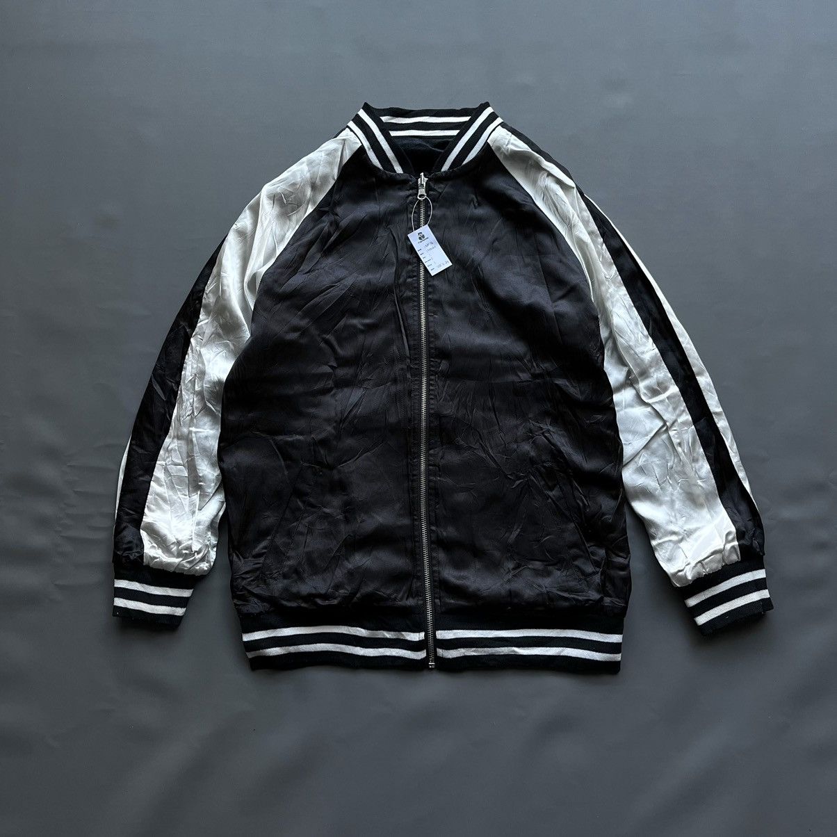 Japanese Brand × Vintage Vintage Sukajan Japan Souvenir Bomber Jacket Dragon & Tiger Size US M / EU 48-50 / 2 - 5 Thumbnail