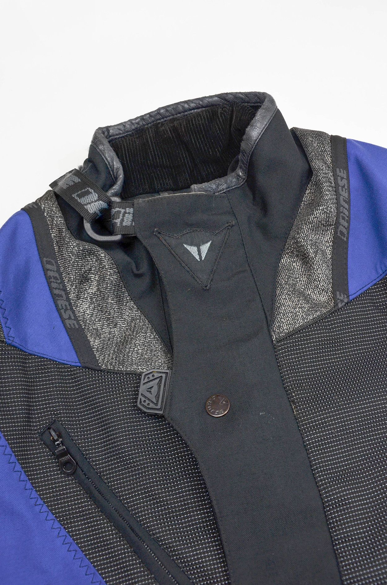 Dainese Dainese Italian Blue Black Geometric Armor Moto Jacket 52 Size US L / EU 52-54 / 3 - 7 Thumbnail