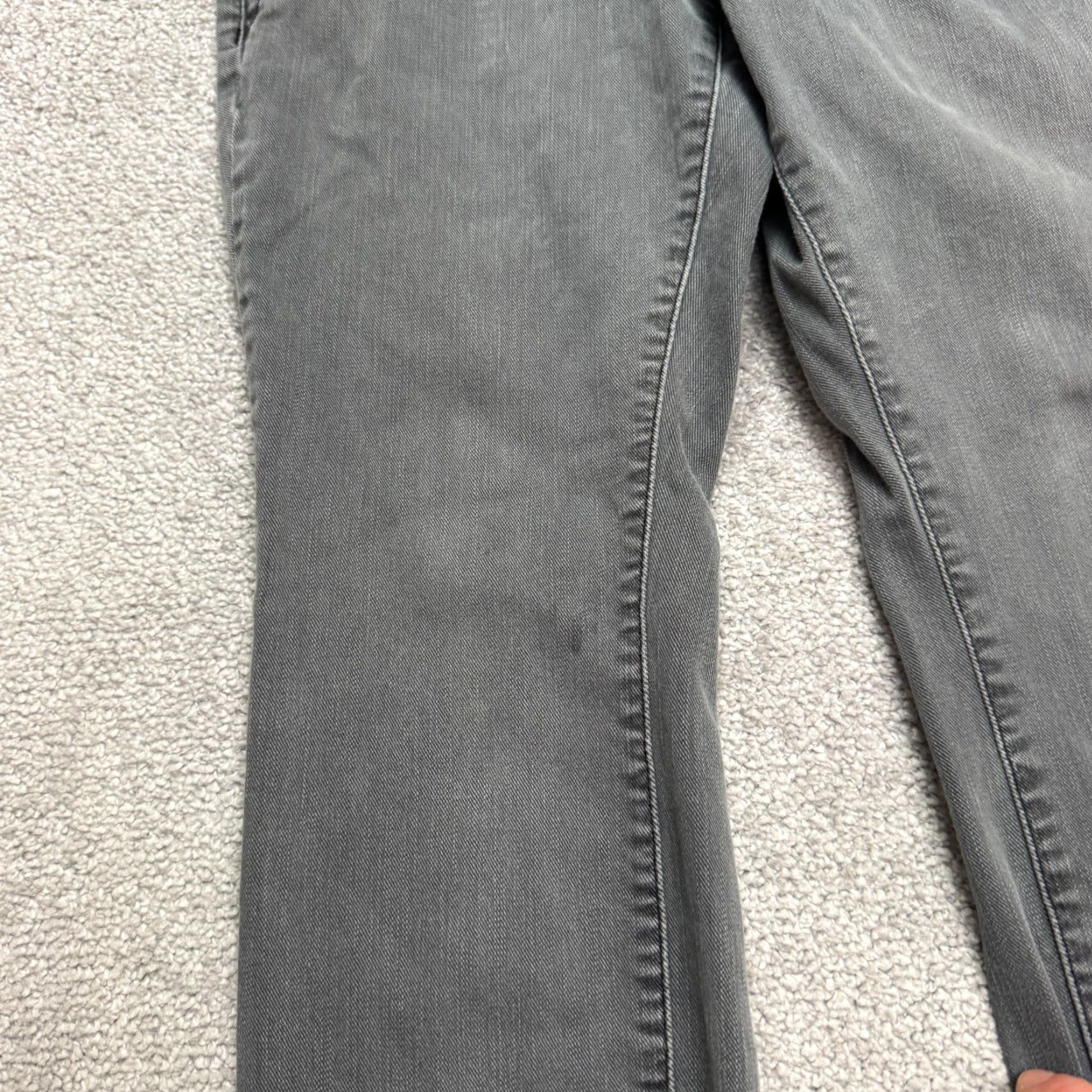 Vintage Anthropologie Pilcro High Rise Skinny Button Fly Denim Jeans Womens 28 Gray Crop Size 28" / US 6 / IT 42 - 7 Thumbnail