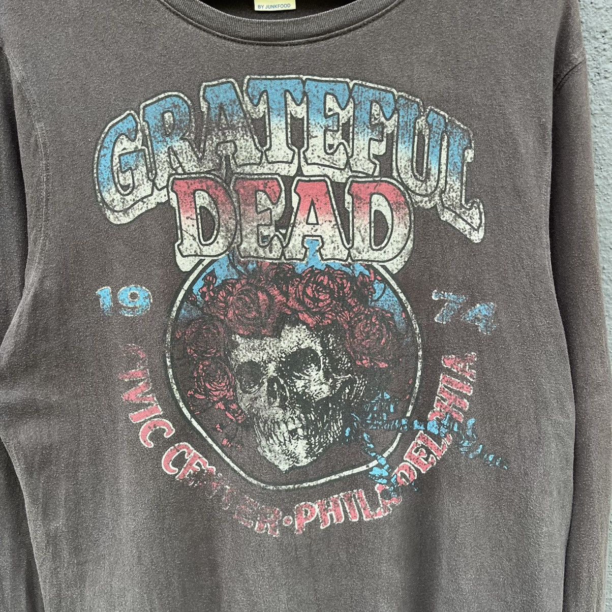 Grateful Dead Thrashed Faded Grateful Dead Long Sleeve Band Tee Size US M / EU 48-50 / 2 - 2 Thumbnail
