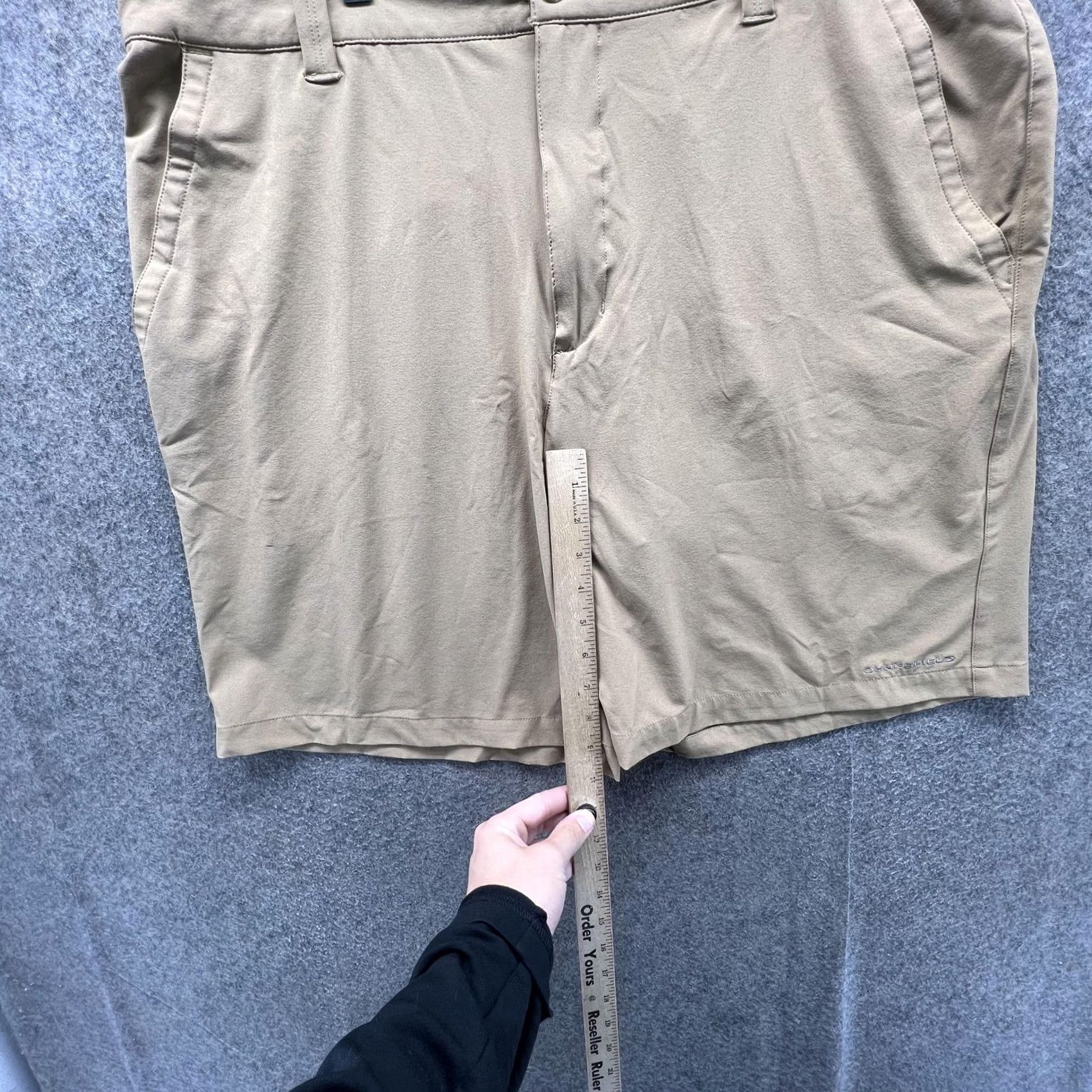 Vintage Columbia Shorts Mens 38 Beige Stretch Microfiber Chino Casual 10 Inseam Summer Size US 38 / EU 54 - 6 Thumbnail