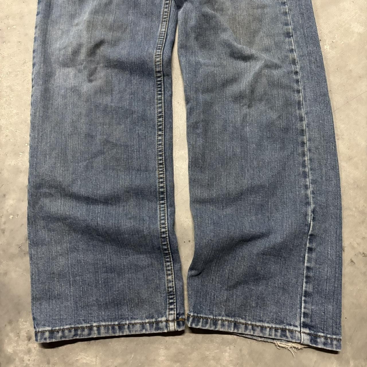 Levi's × Vintage Crazy Vintage Y2K/2000s Medium Wash Levis Essential Denim Jeans! Size US 32 / EU 48 - 6 Thumbnail