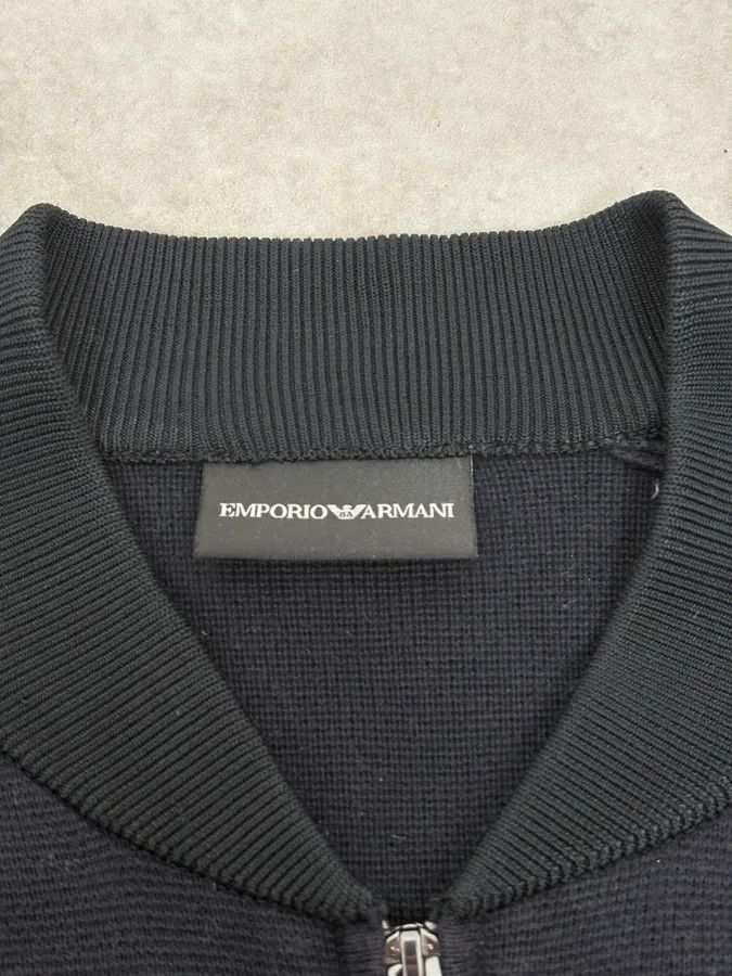 Emporio Armani AW2019 Emporio Armani Navy Slim Zip-up Sweater Size US S / EU 44-46 / 1 - 10 Thumbnail
