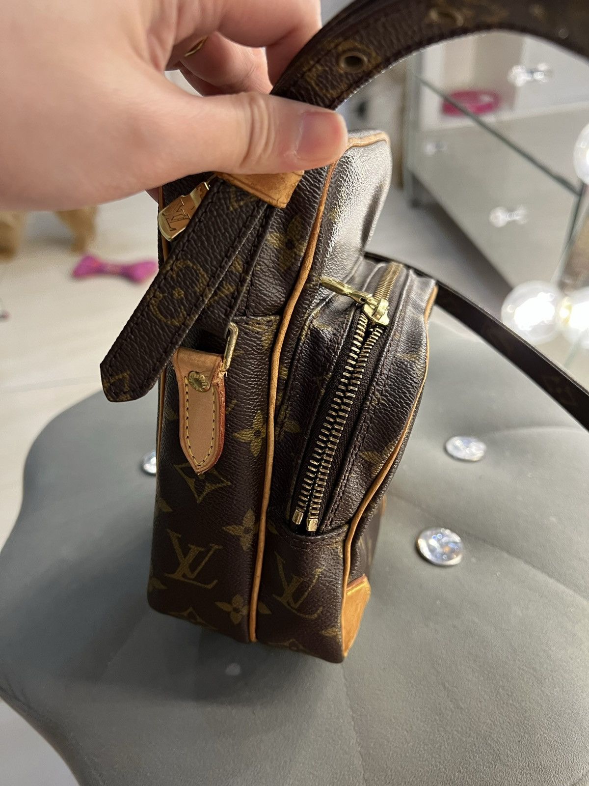 Louis Vuitton LOUIS VUITTON AMAZON CROSSBODY Size ONE SIZE - 8 Thumbnail
